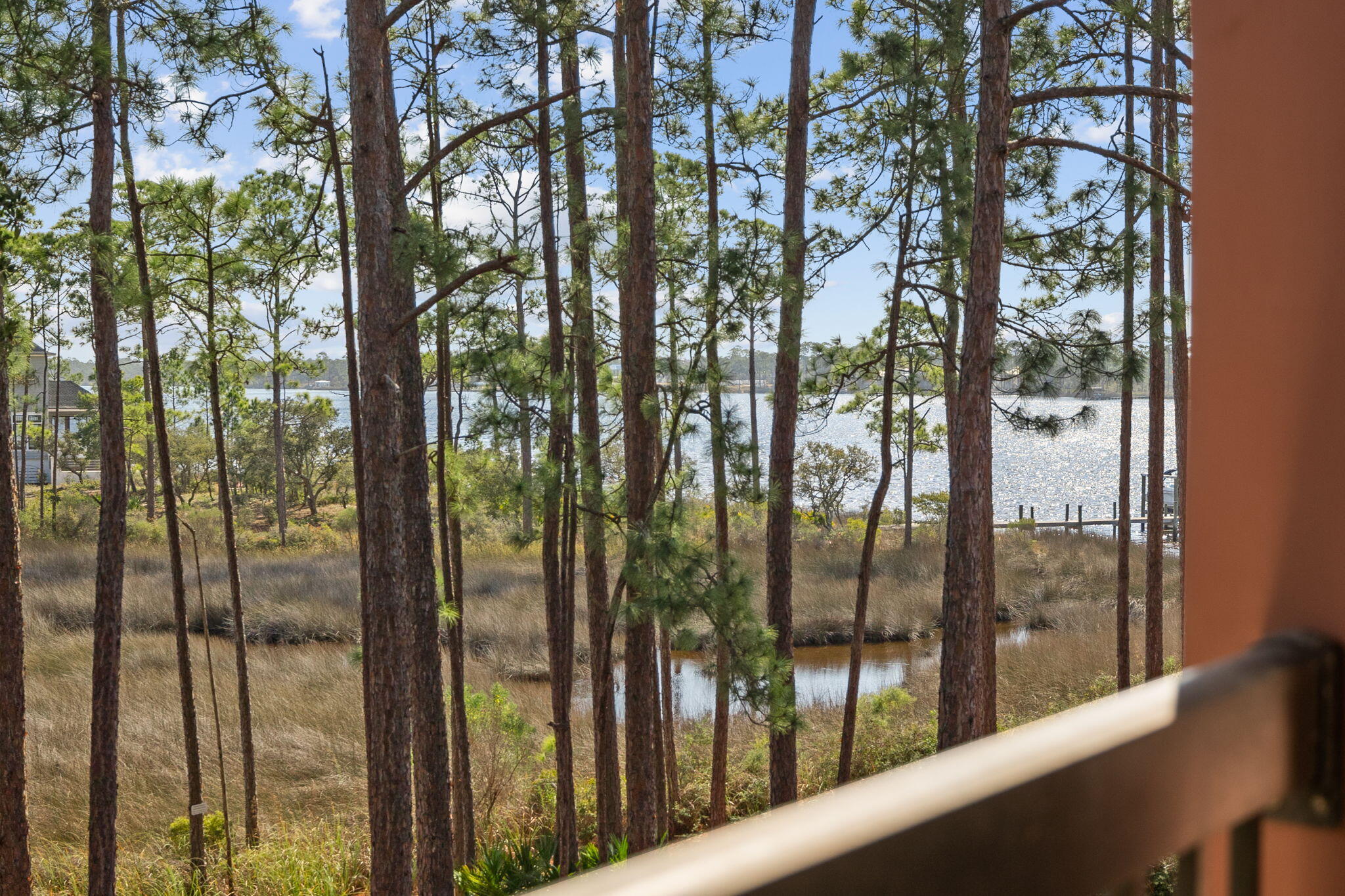 WILD HERON LAKESIDE LODGE - Residential