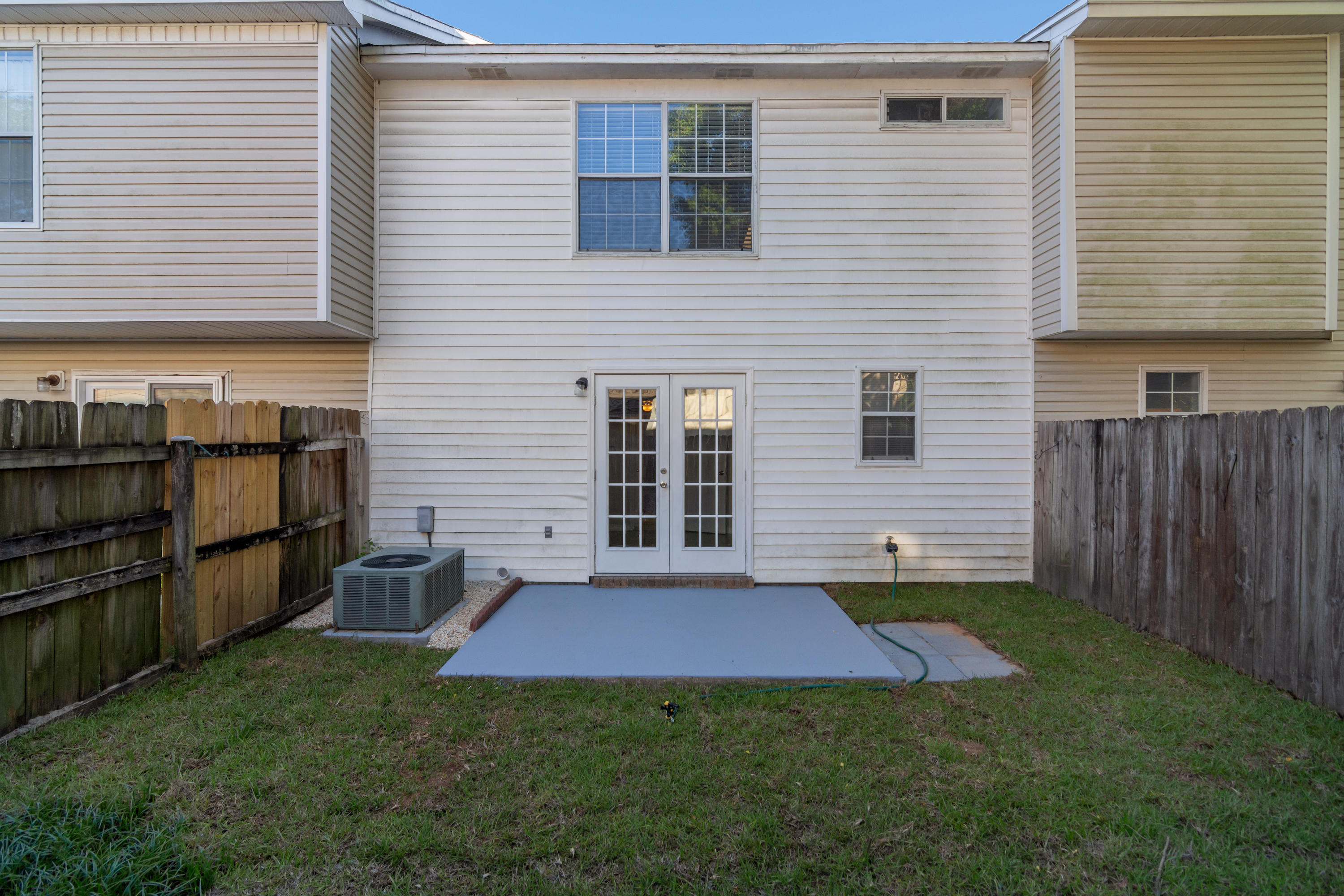 SHANGRA WOODS - Residential