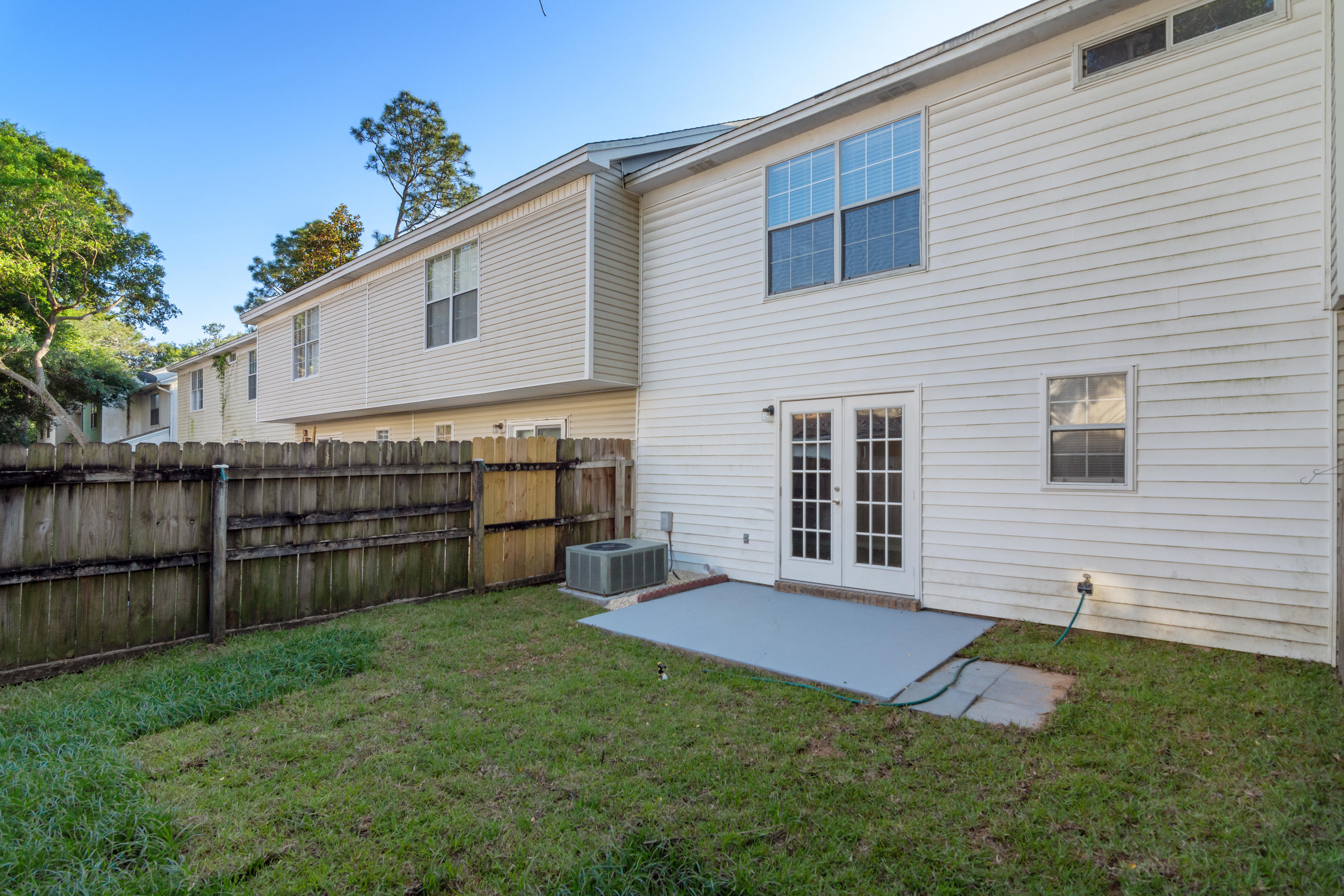 SHANGRA WOODS - Residential