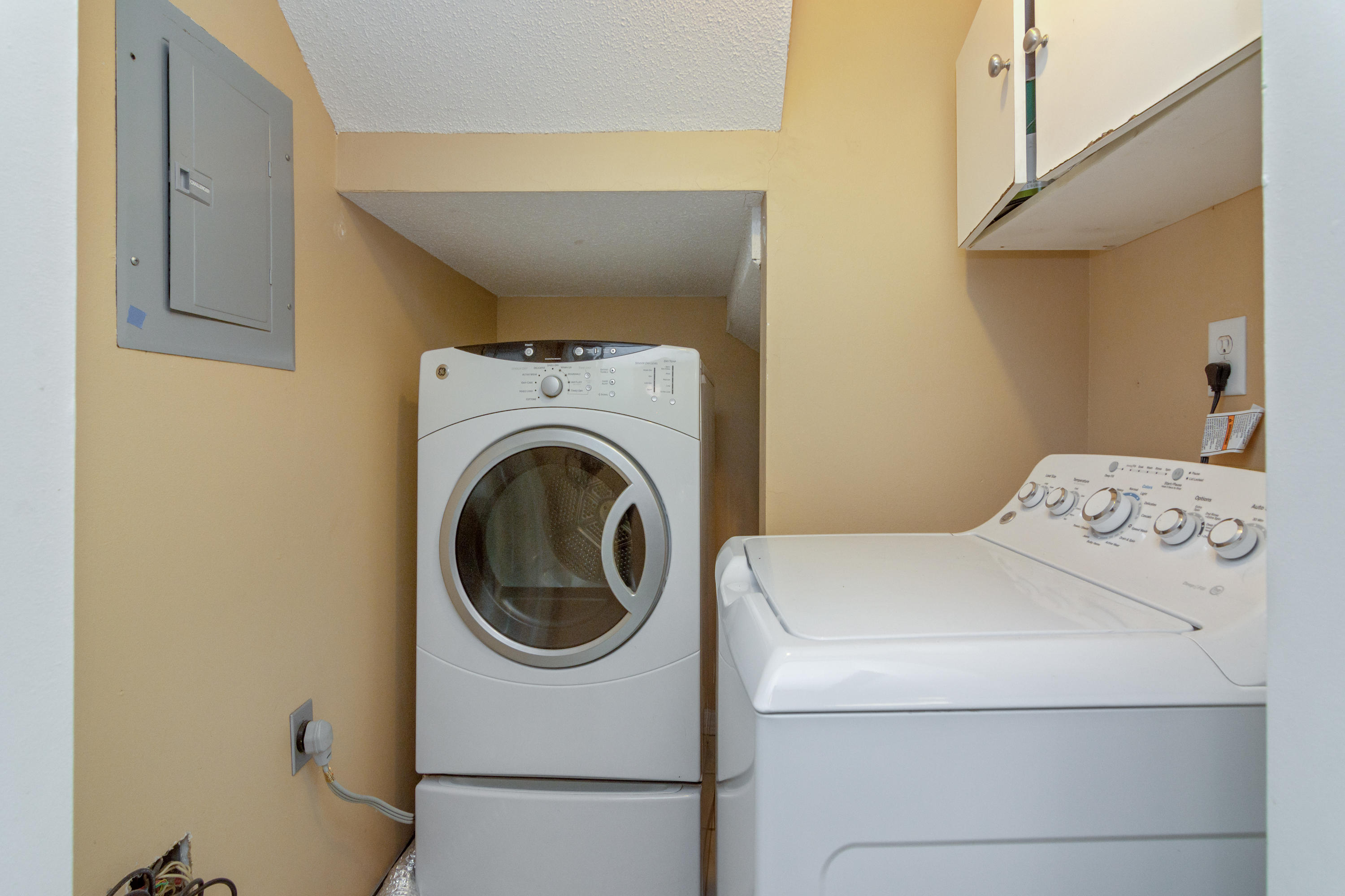 SHANGRA WOODS - Residential