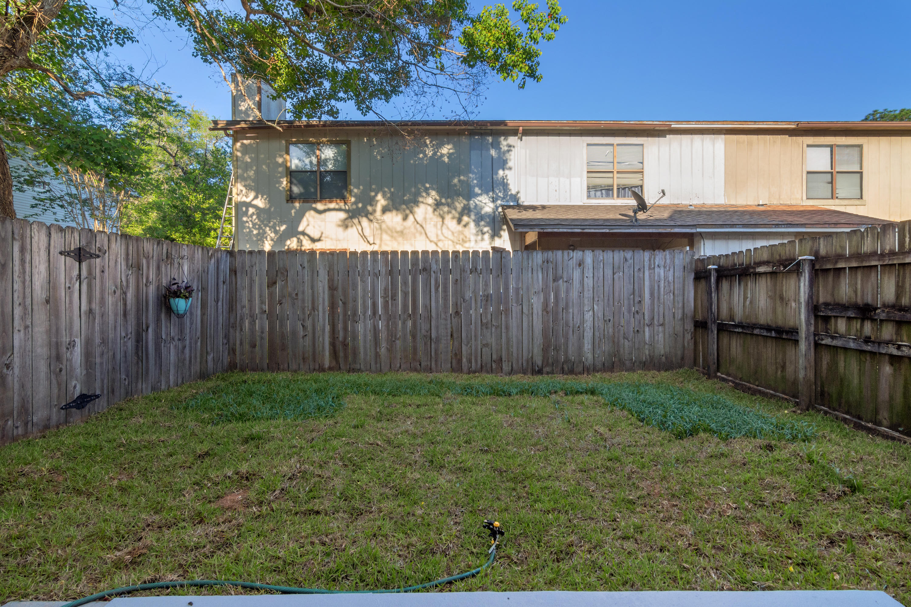 SHANGRA WOODS - Residential