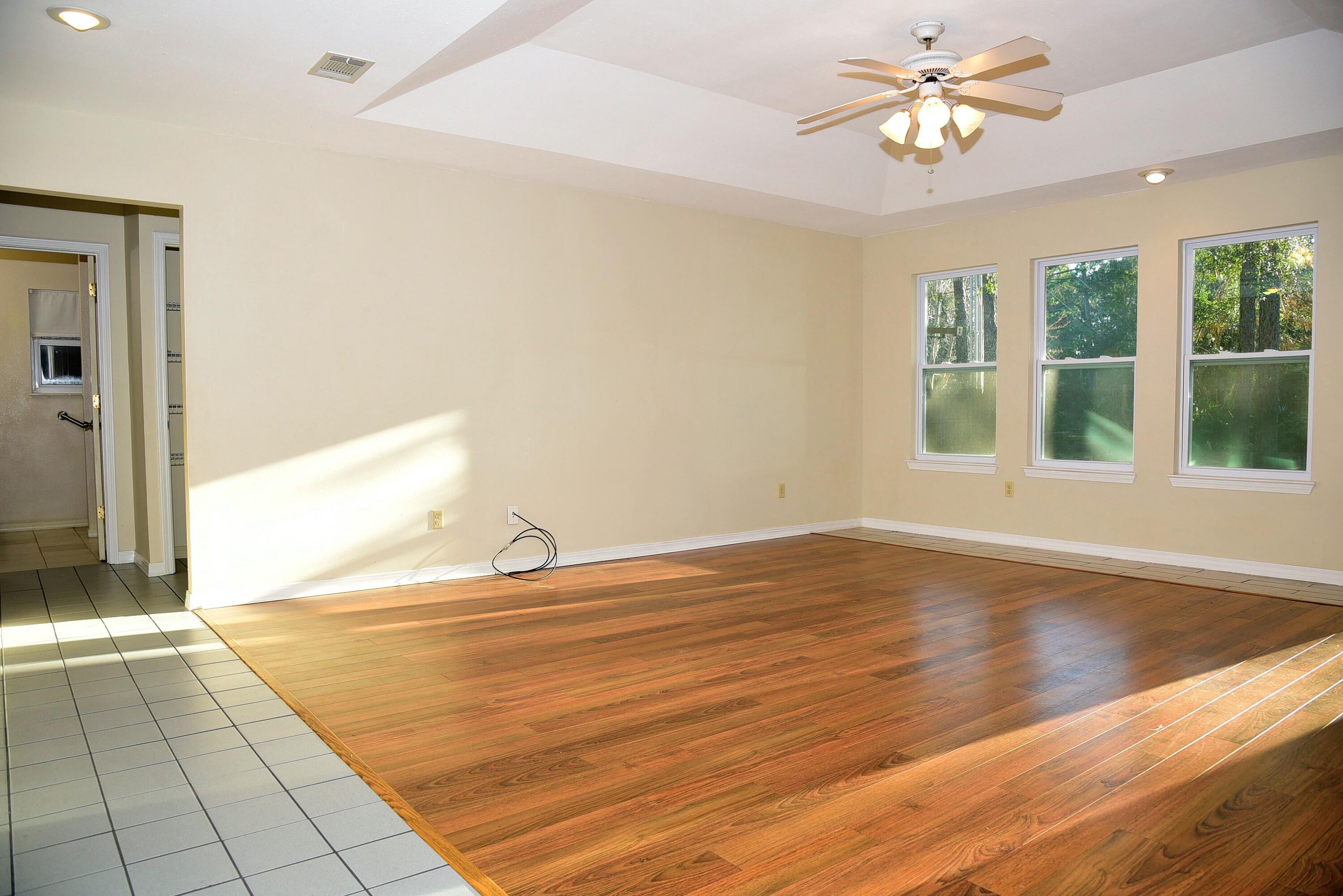 RAINTREE ESTATES - Residential Lease