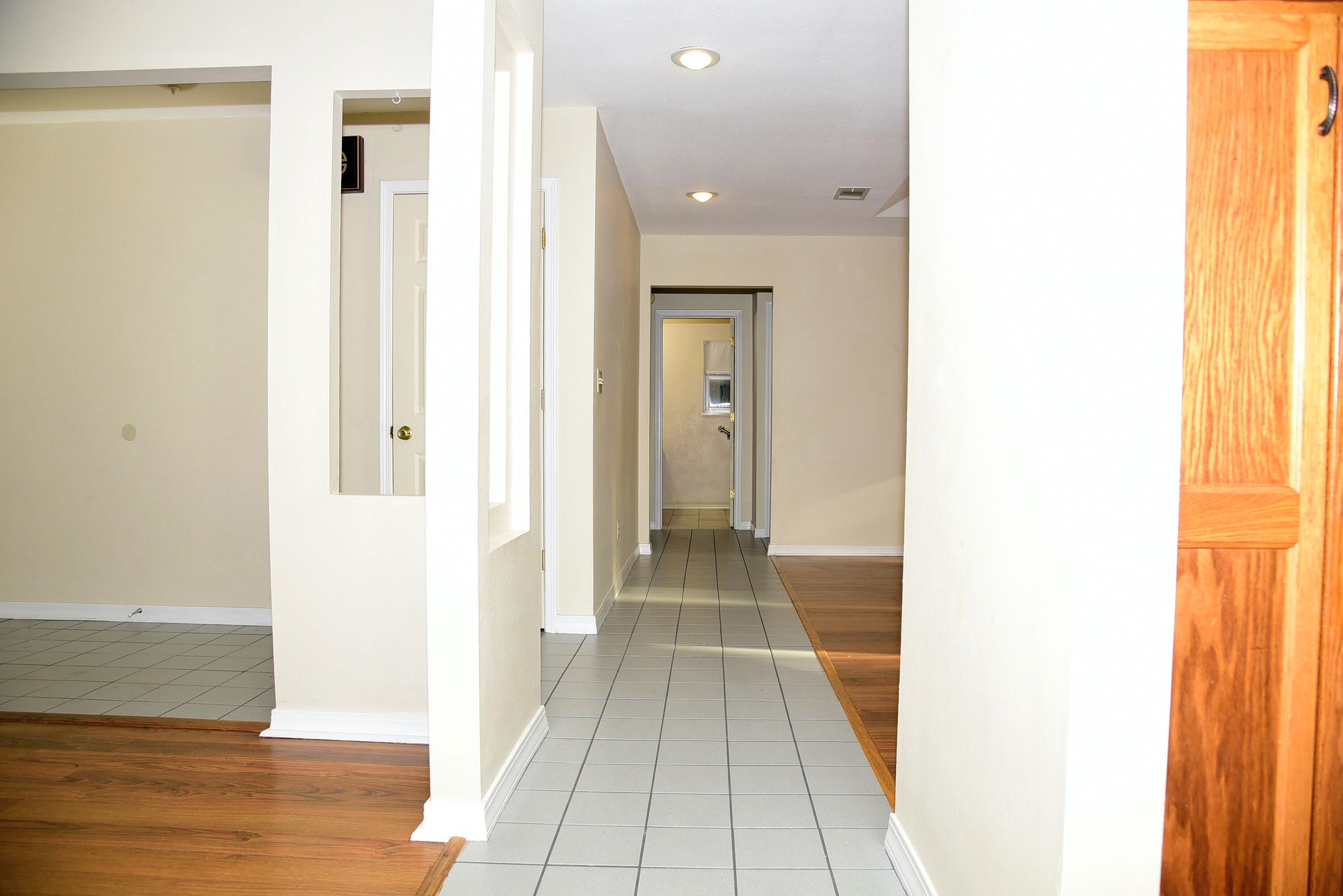 RAINTREE ESTATES - Residential Lease