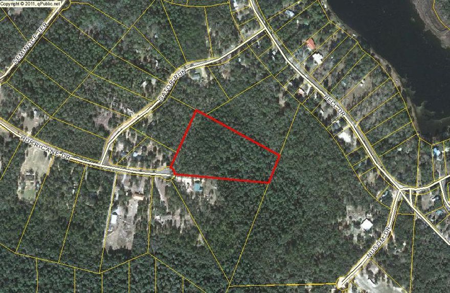 Great location and enough acreage to be private... What more could you ask for? Take a look at this nice lot just outside of the city limits. Would be perfect for your new home to be built or that manufactured home to be placed. Electric is in the area but not on the lot. City water is in the area and furnished by City of DeFuniak Springs. No tap has been paid or placed on the lot. All measurements and important information should be verified by buyer/agent.