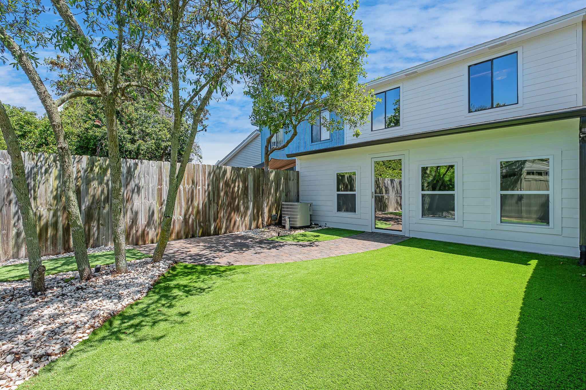 PINE RIDGE TRACE RE/SUB - Residential