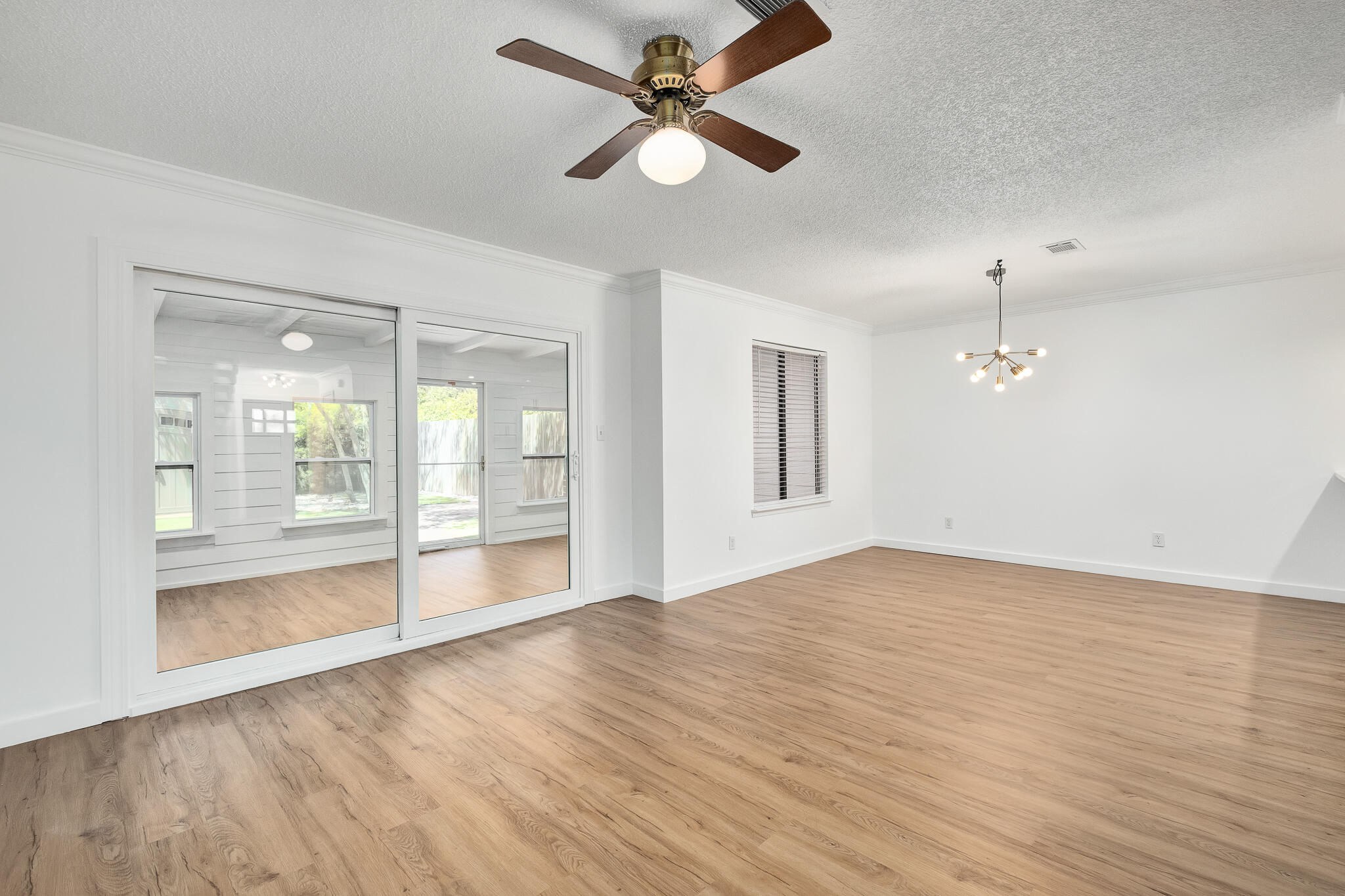 PINE RIDGE TRACE RE/SUB - Residential