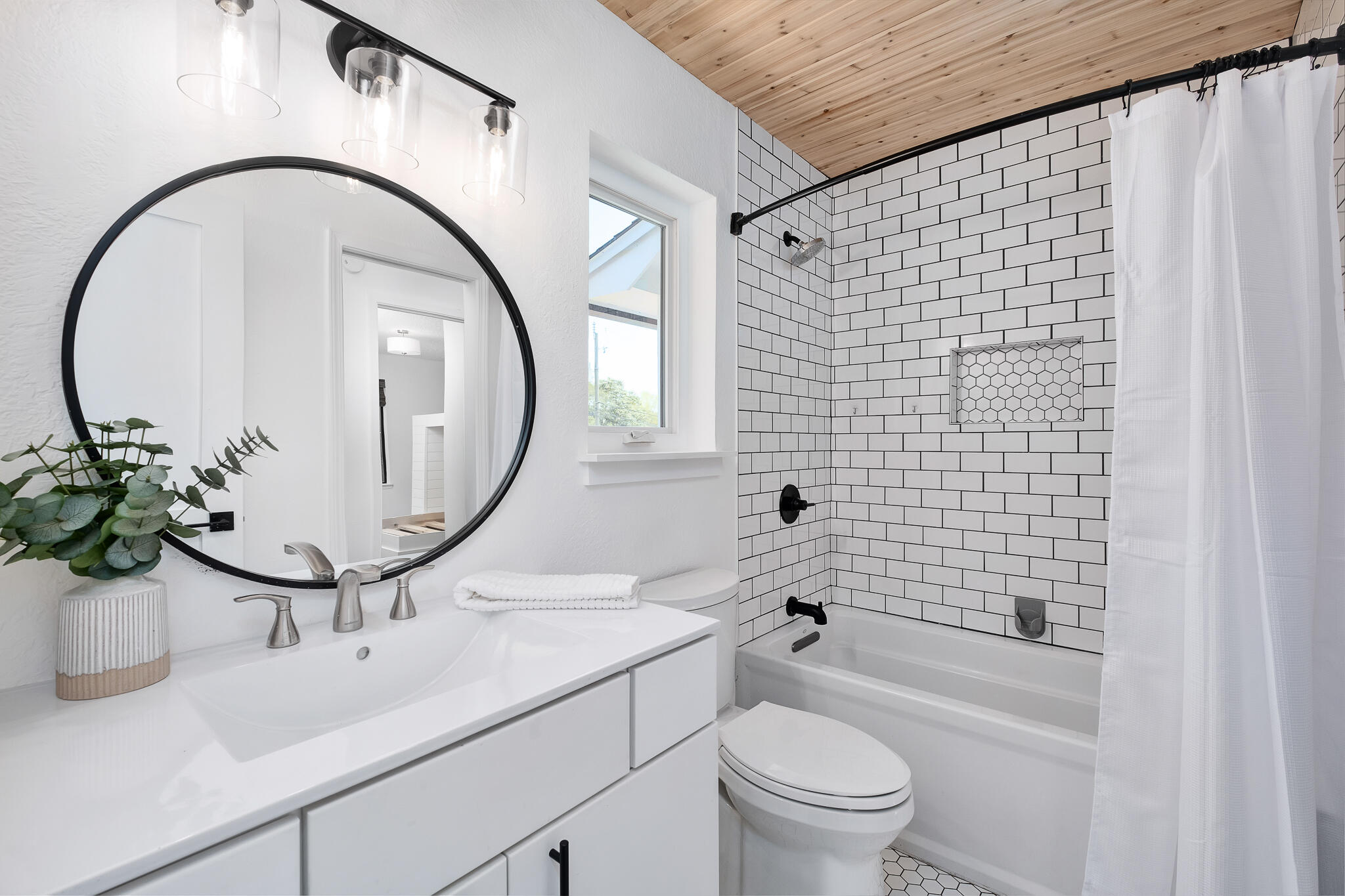 PINE RIDGE TRACE RE/SUB - Residential