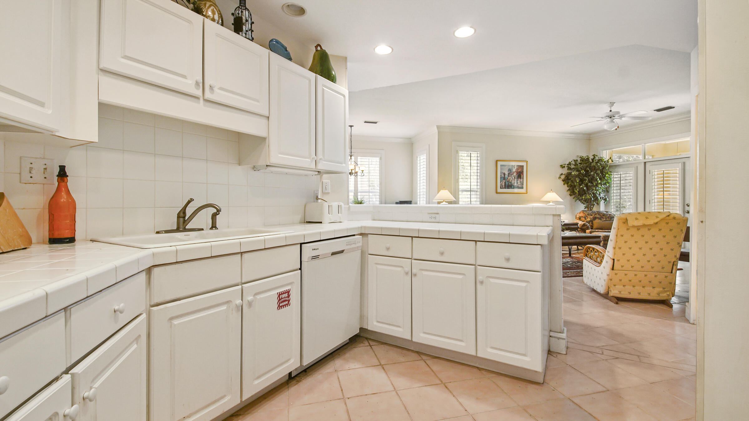 TIVOLI TERRACE PH 2 - Residential