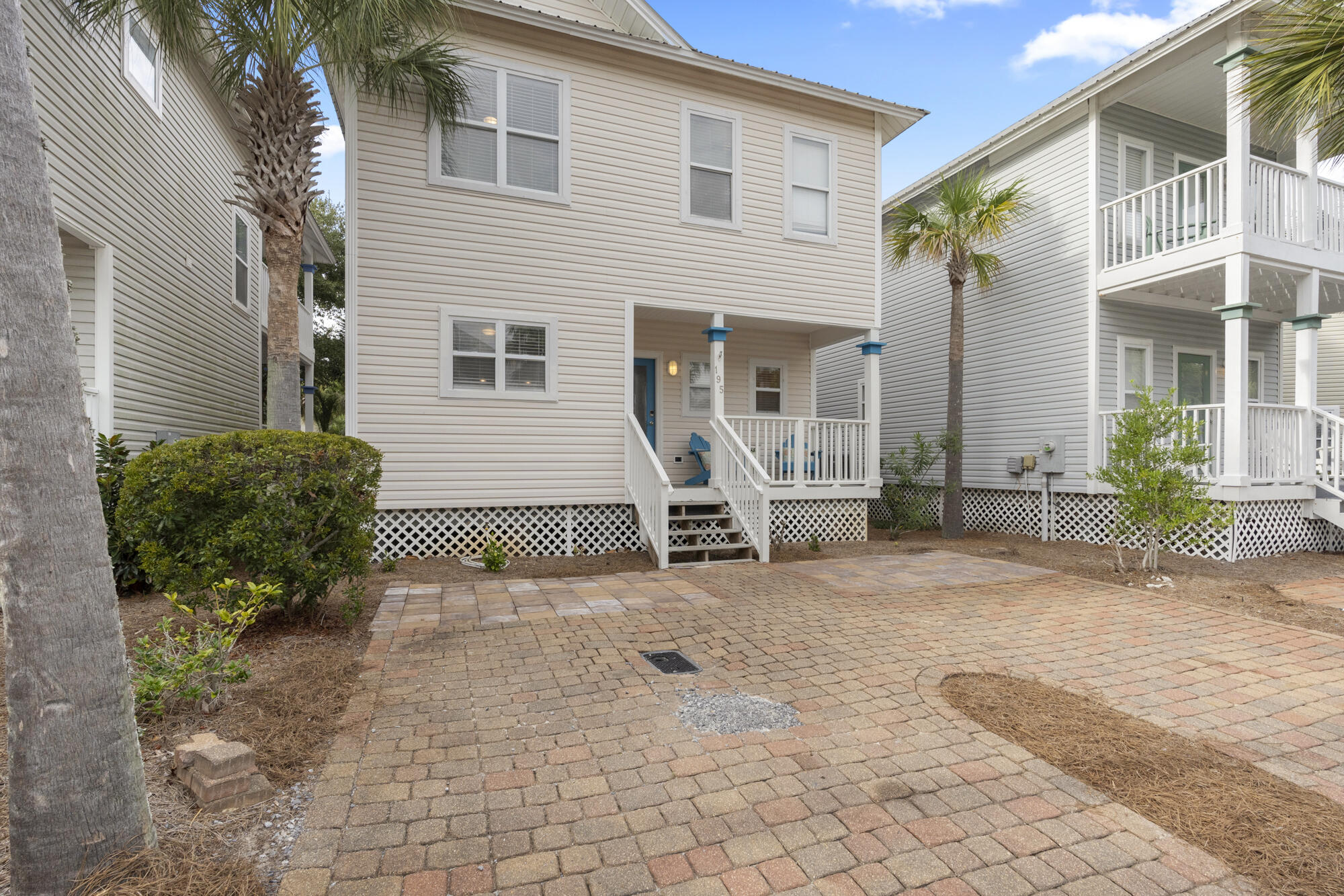 OLD FLORIDA COTTAGES - Residential