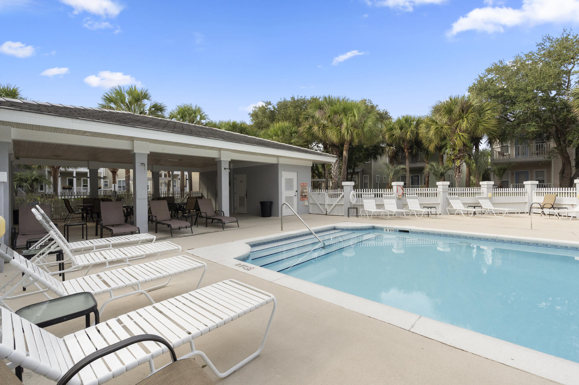 OLD FLORIDA COTTAGES - Residential