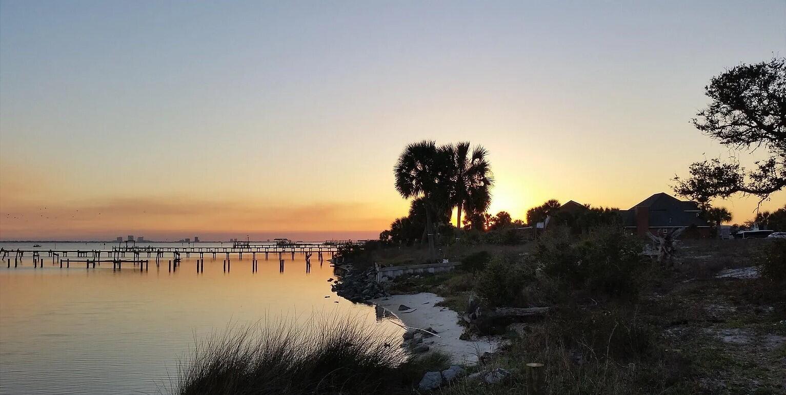 SANTA ROSA SHORES - Land