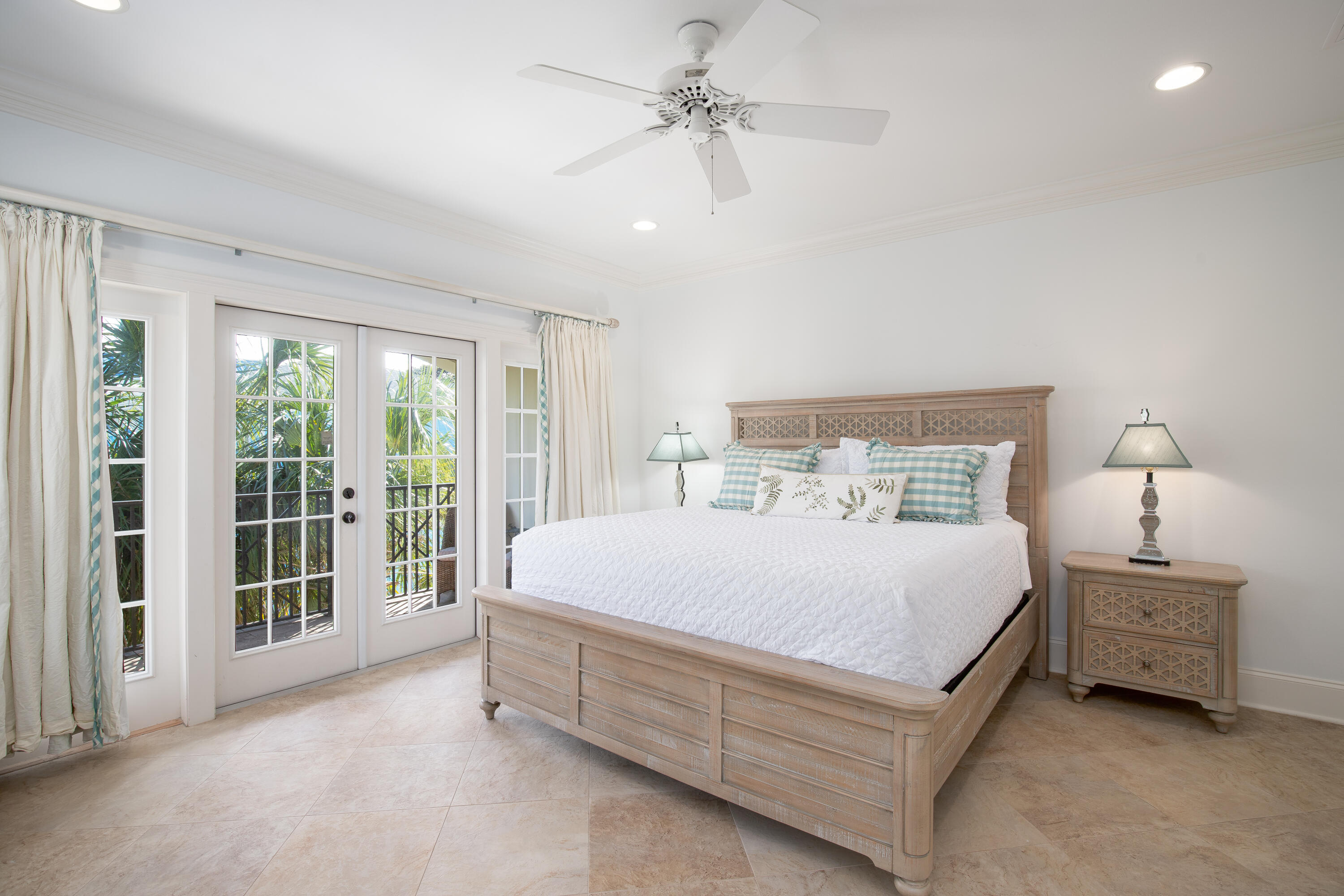 TANG-O-MAR S/D UNREC - Residential