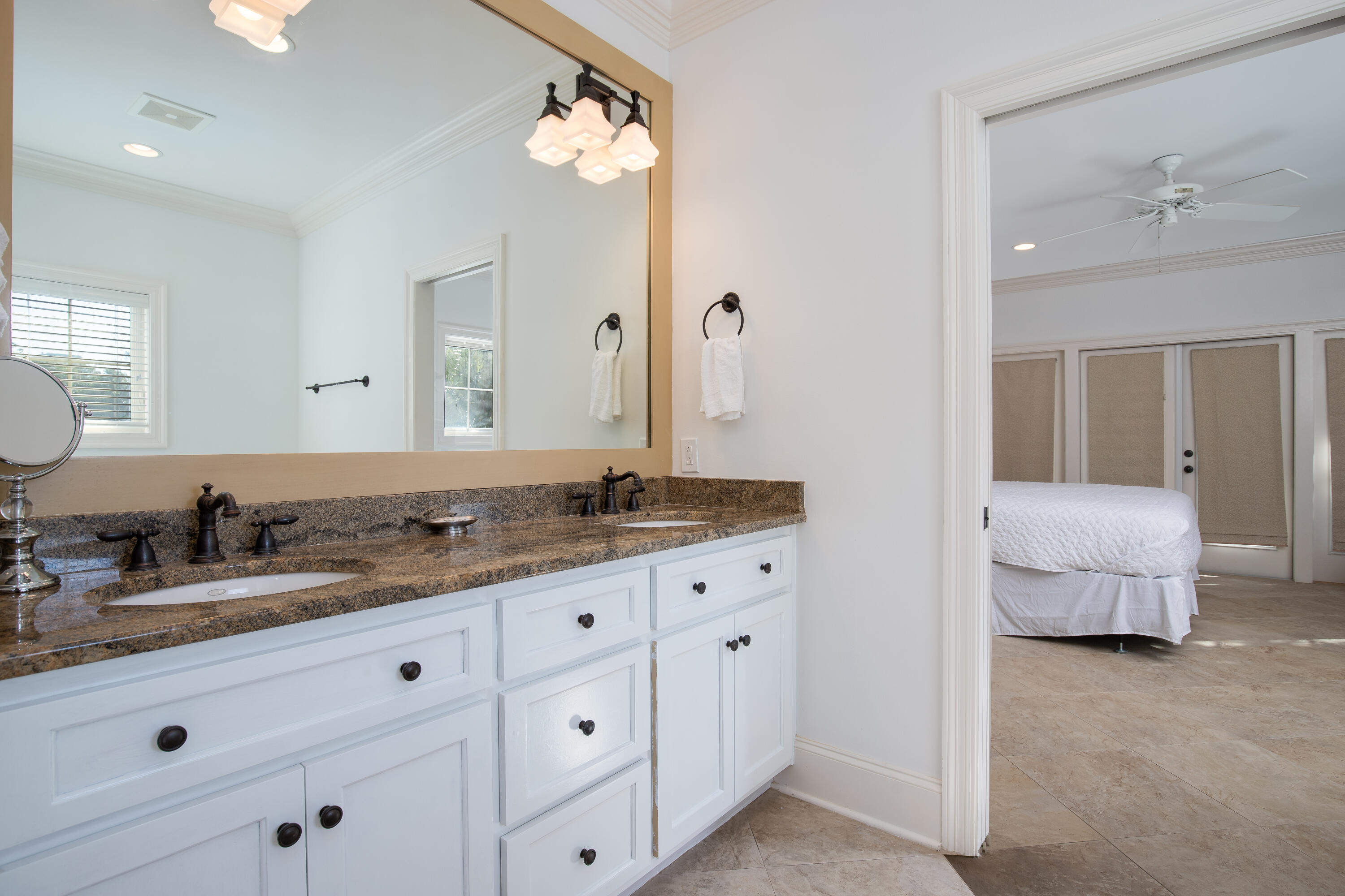 TANG-O-MAR S/D UNREC - Residential