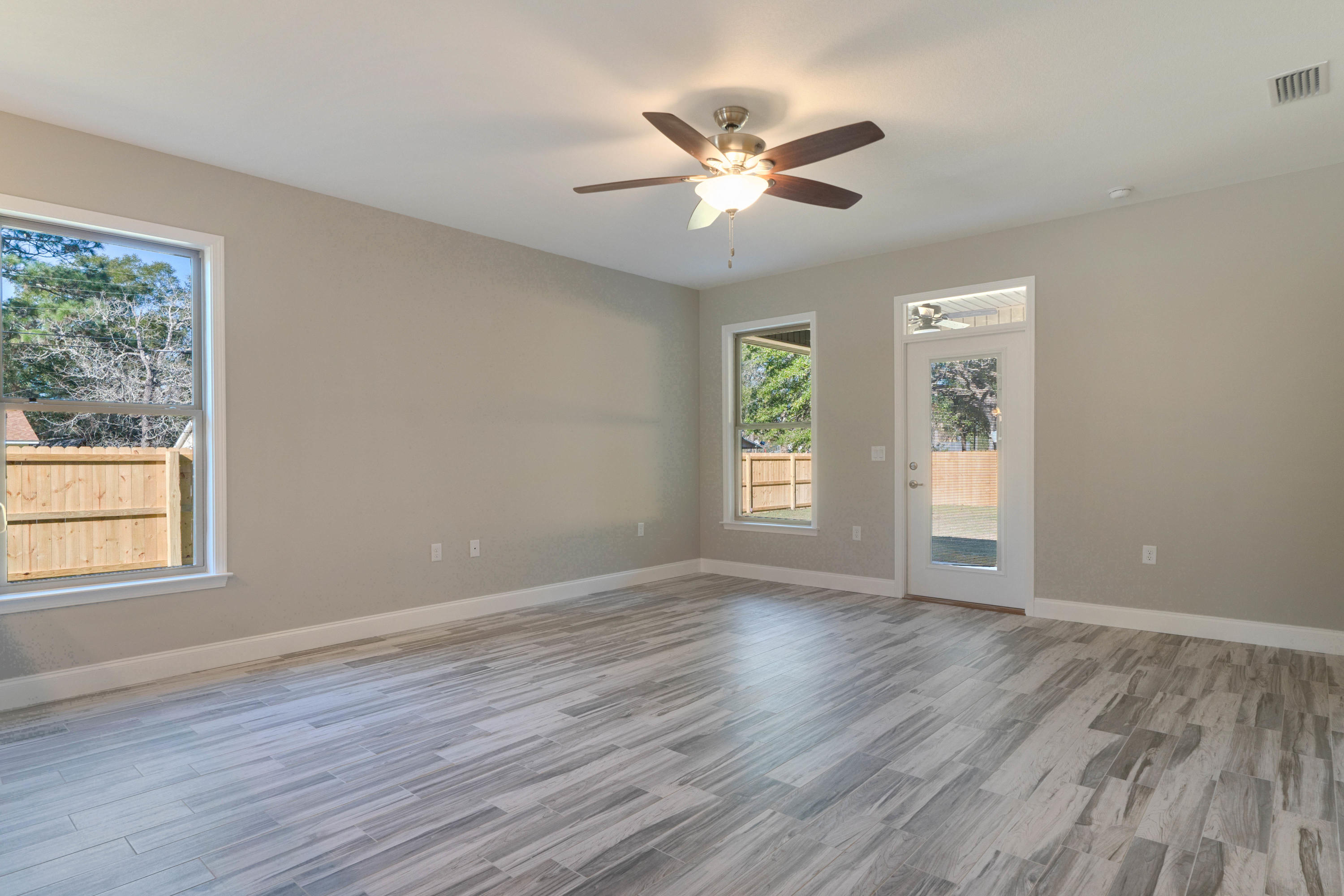 VALPARAISO - Residential