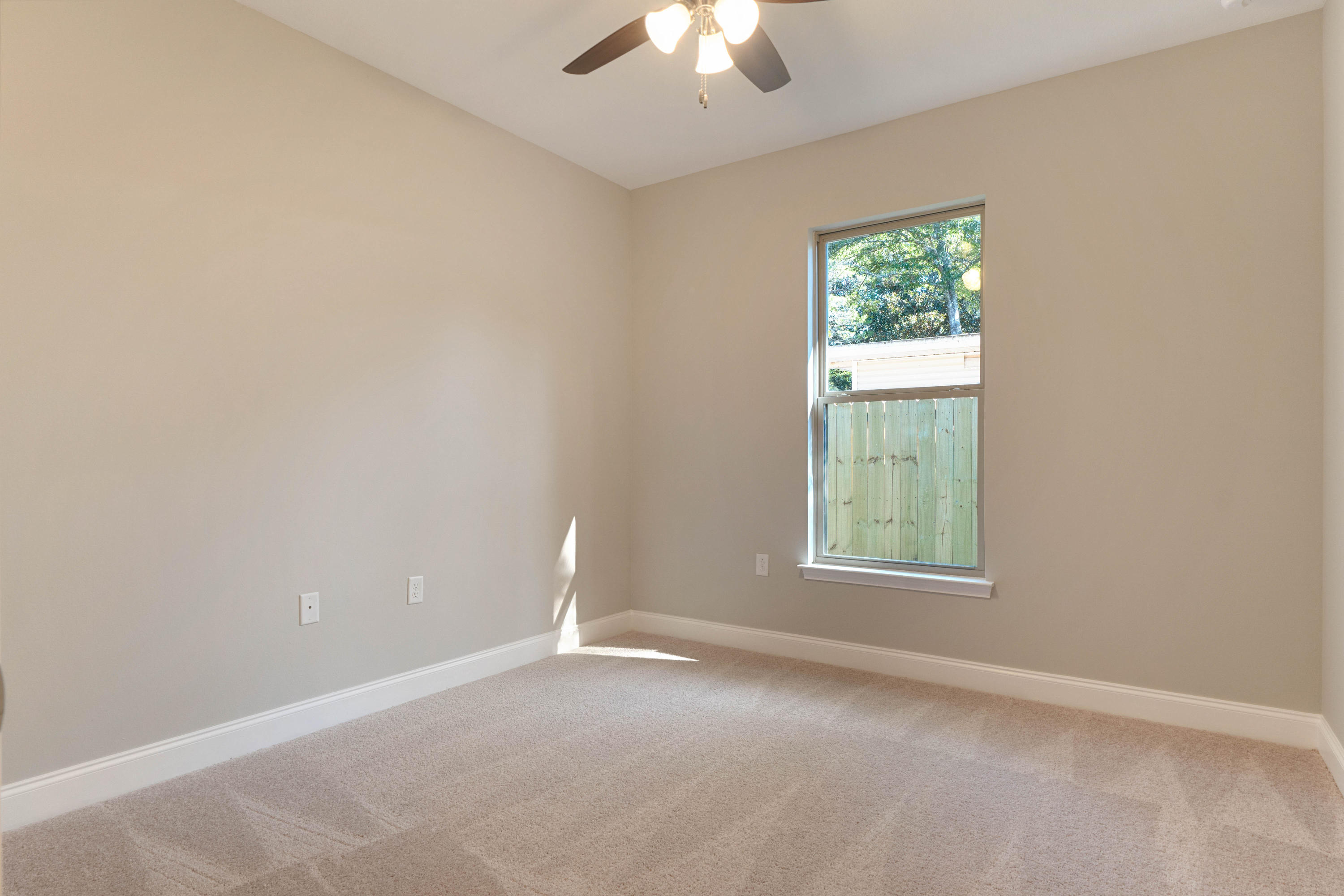 VALPARAISO - Residential