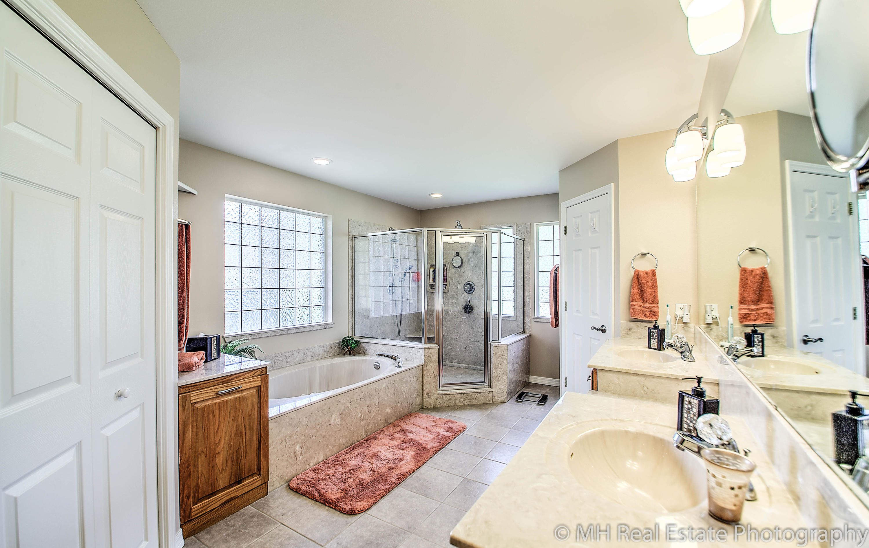 ROYAL OAKS S/D - Residential