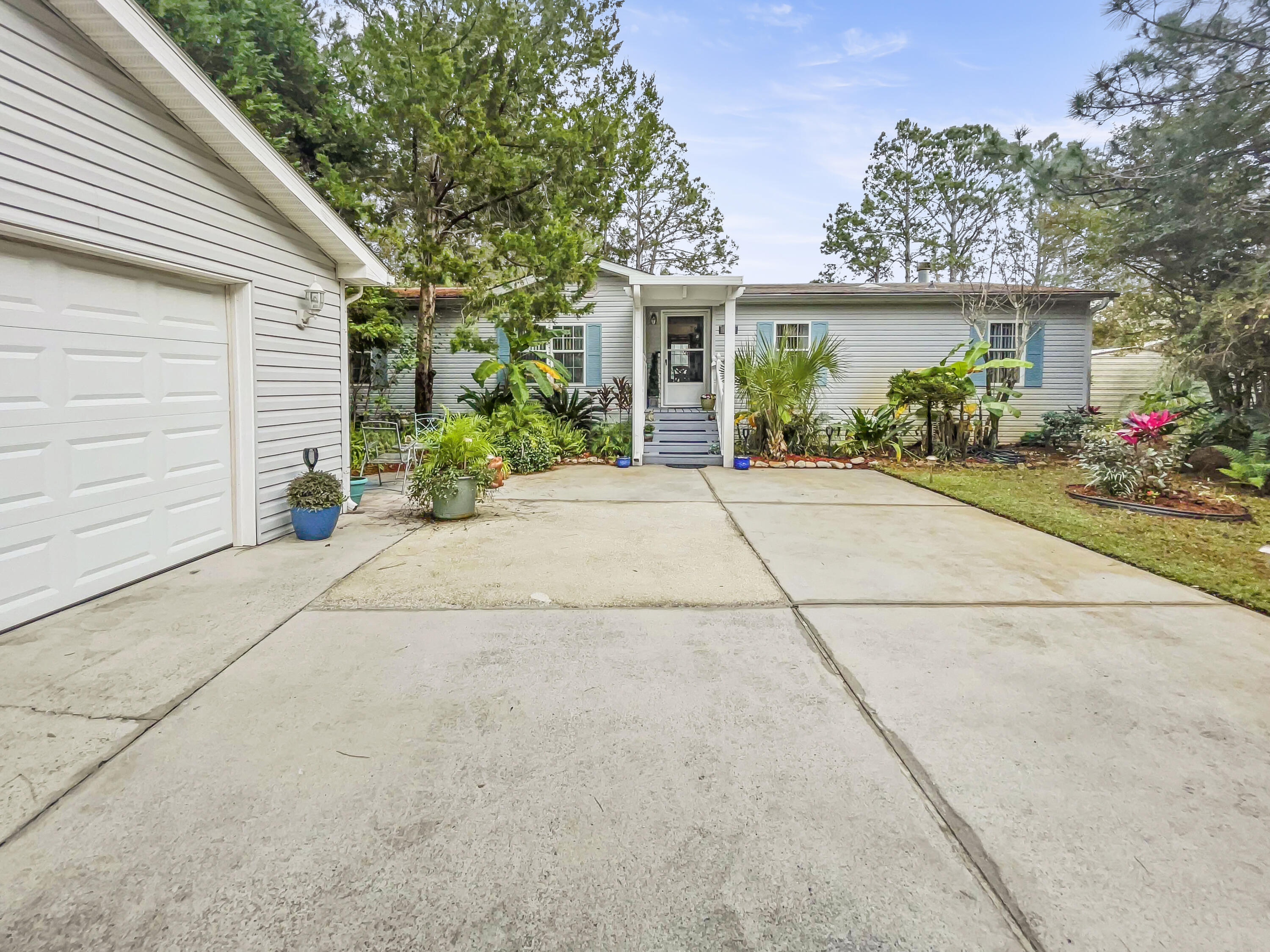 EDGEWOOD TERRACE - Residential