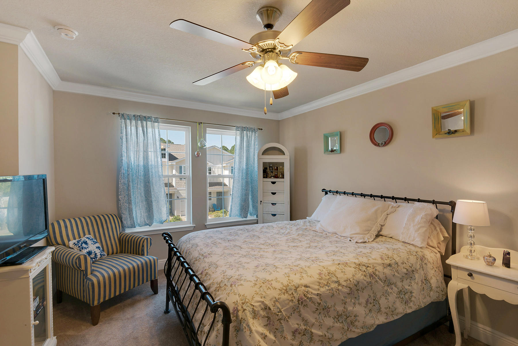 Water Oaks Townhomes - Residential