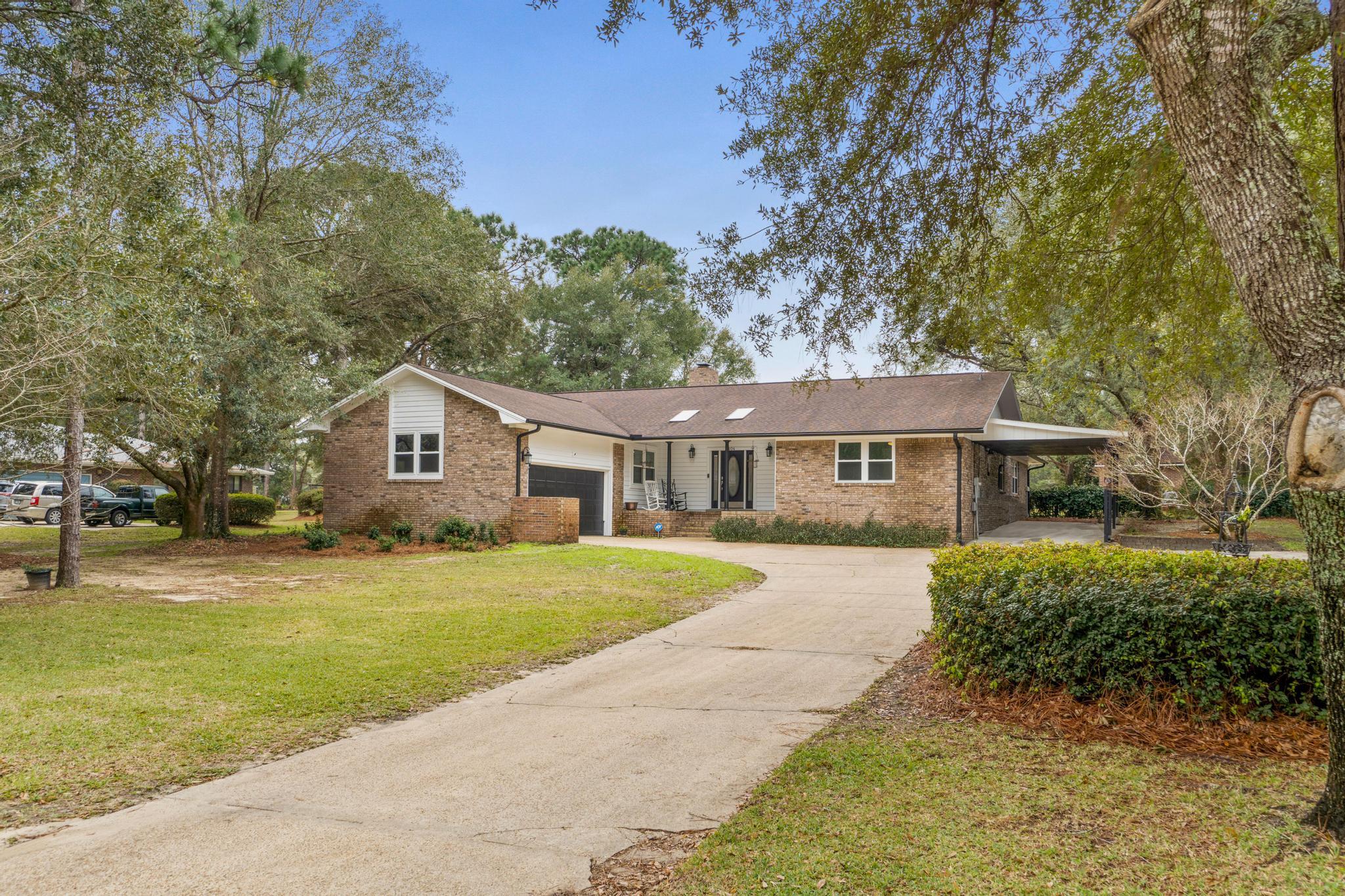 ROCKY,LAKEWAY,FAIRWY (222204.00) - Residential