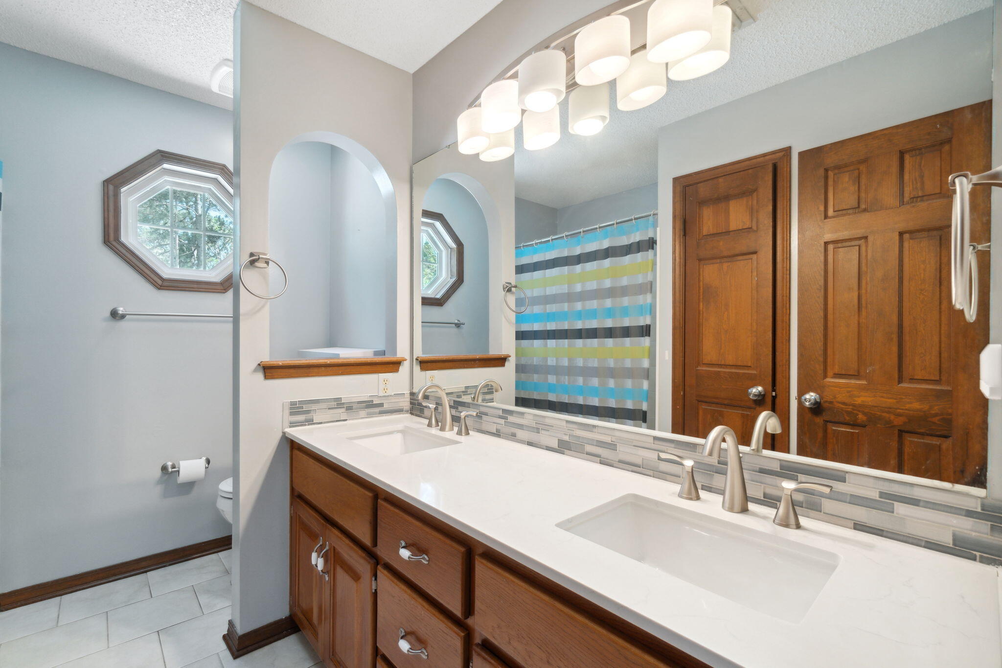 THOMAS DRIVE PARK UNIT 3 - Residential