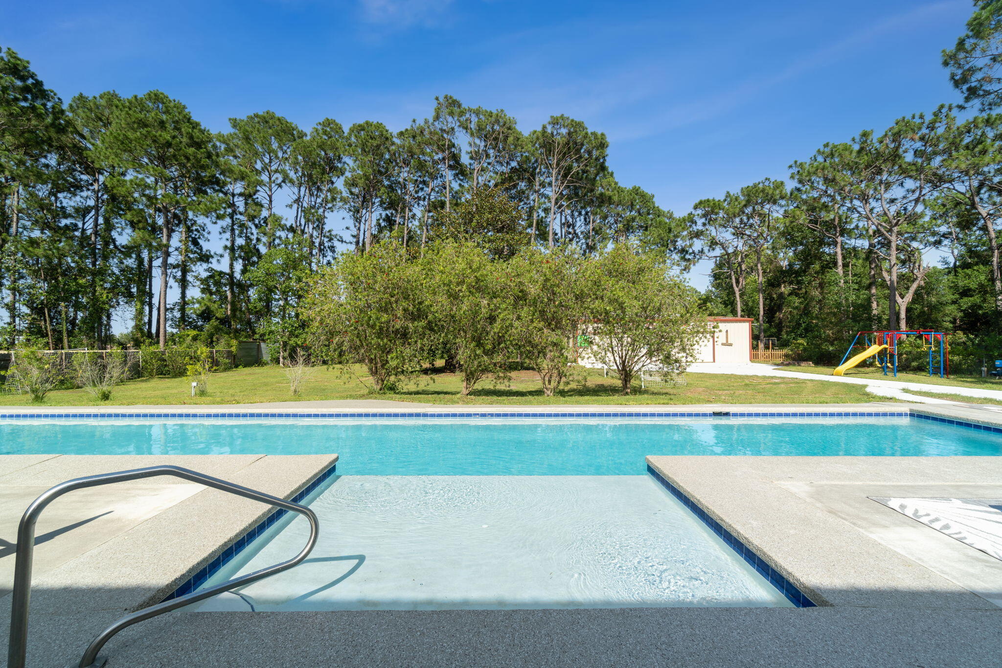 THOMAS DRIVE PARK UNIT 3 - Residential
