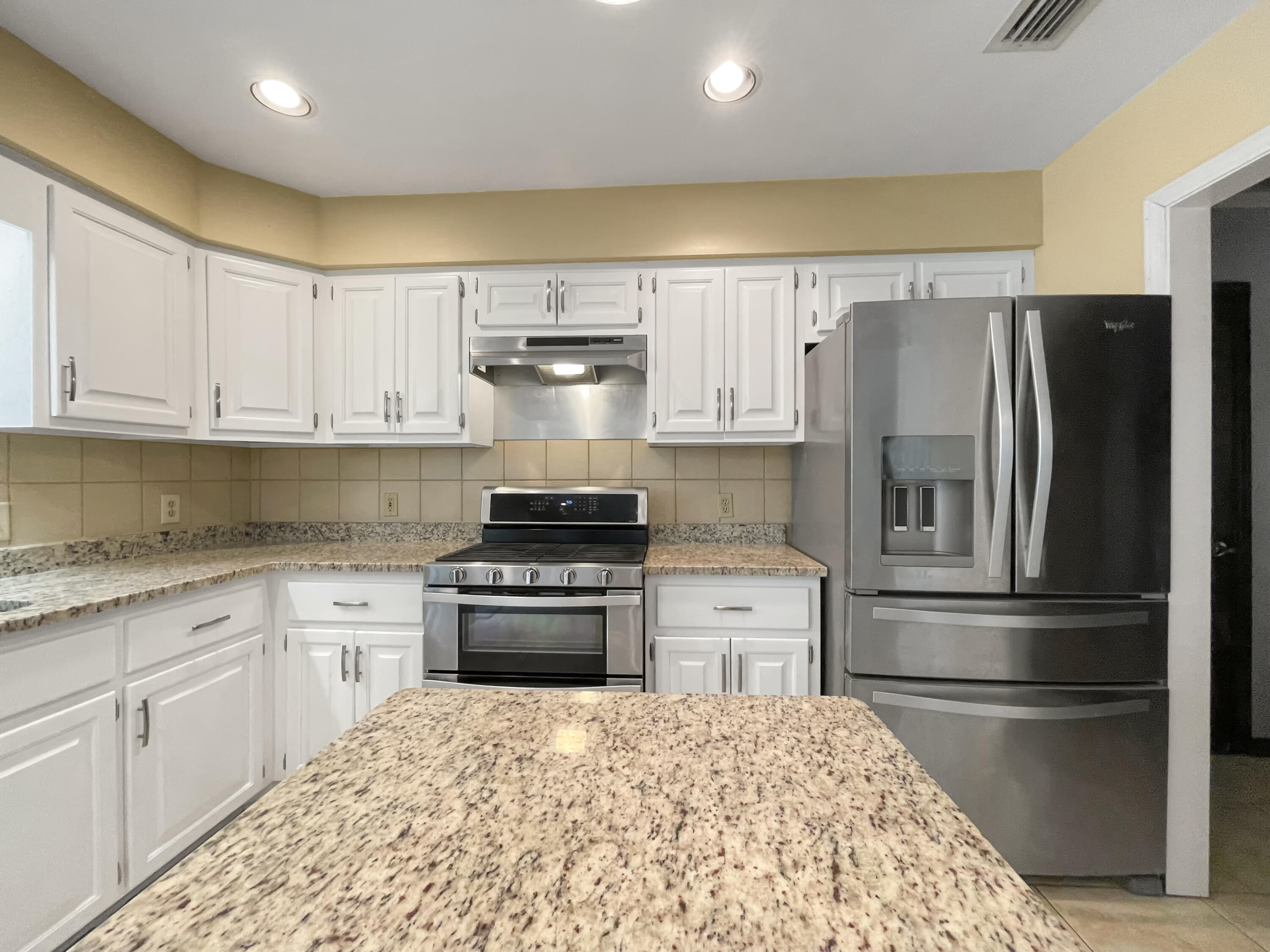THOMAS DRIVE PARK UNIT 3 - Residential