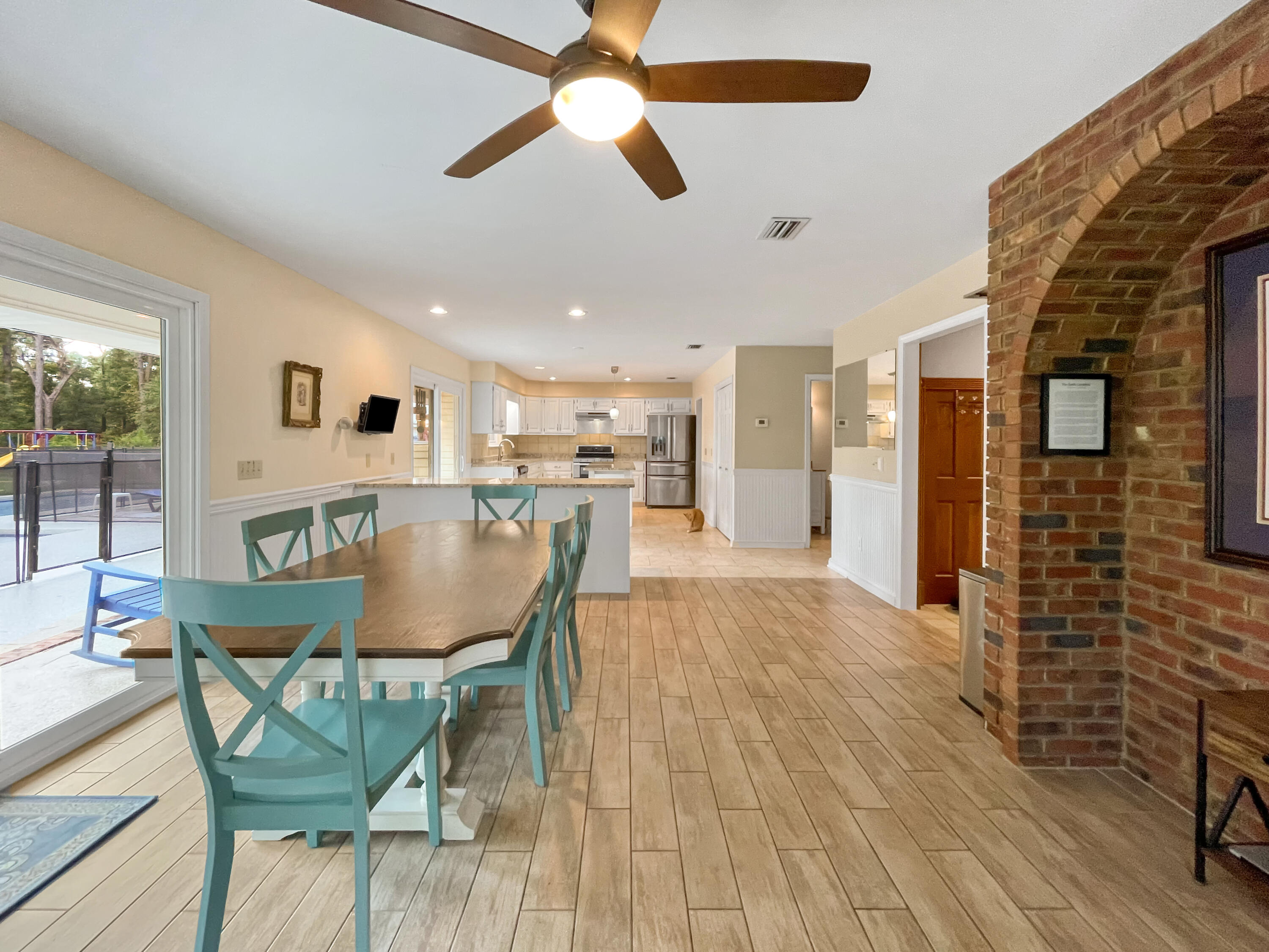 THOMAS DRIVE PARK UNIT 3 - Residential