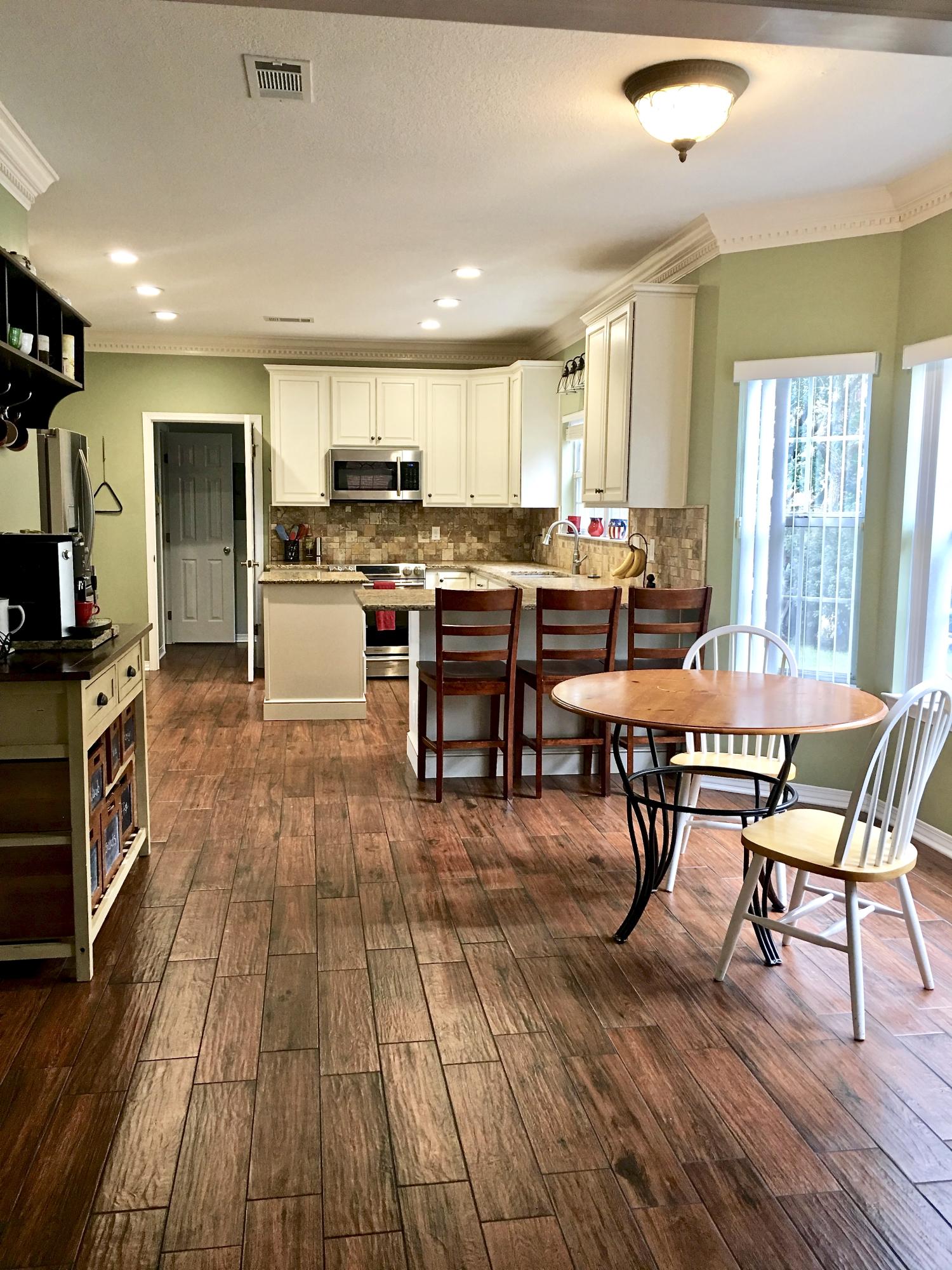 LAKE POINTE - Residential