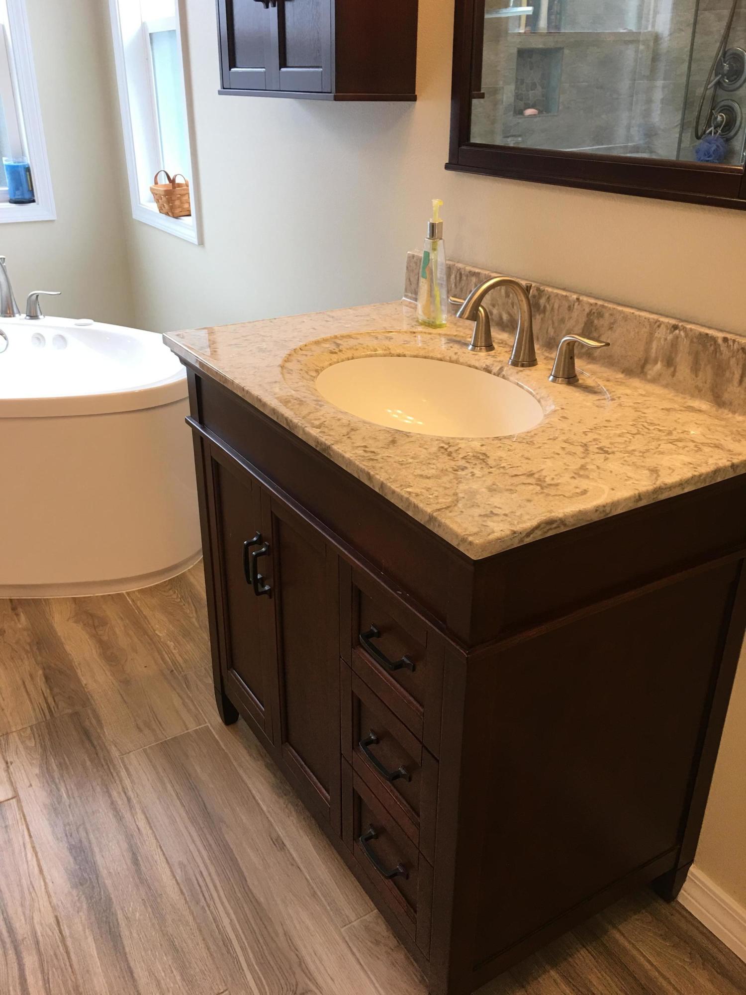 LAKE POINTE - Residential