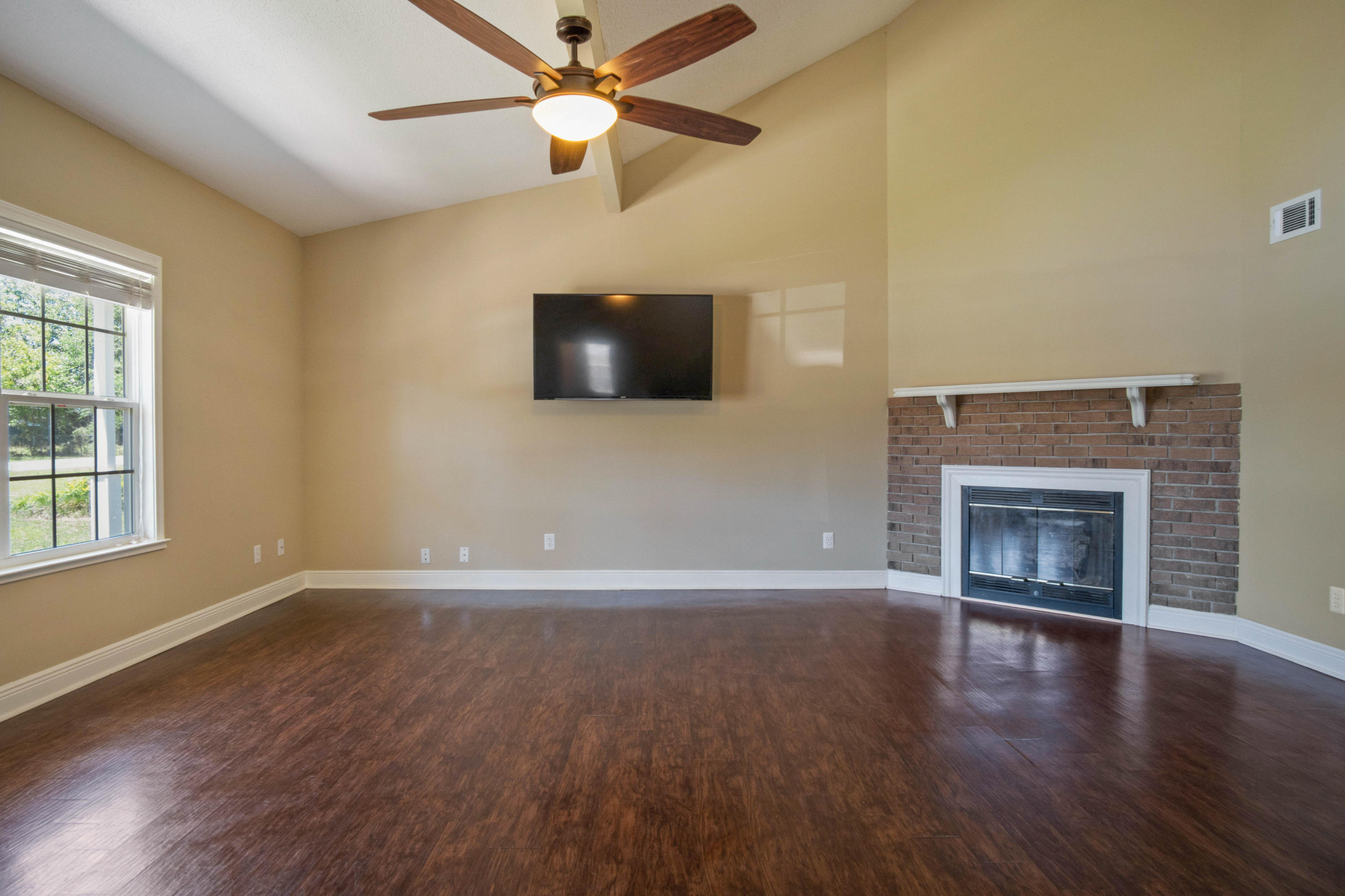 HILLTOP ACRES - Residential