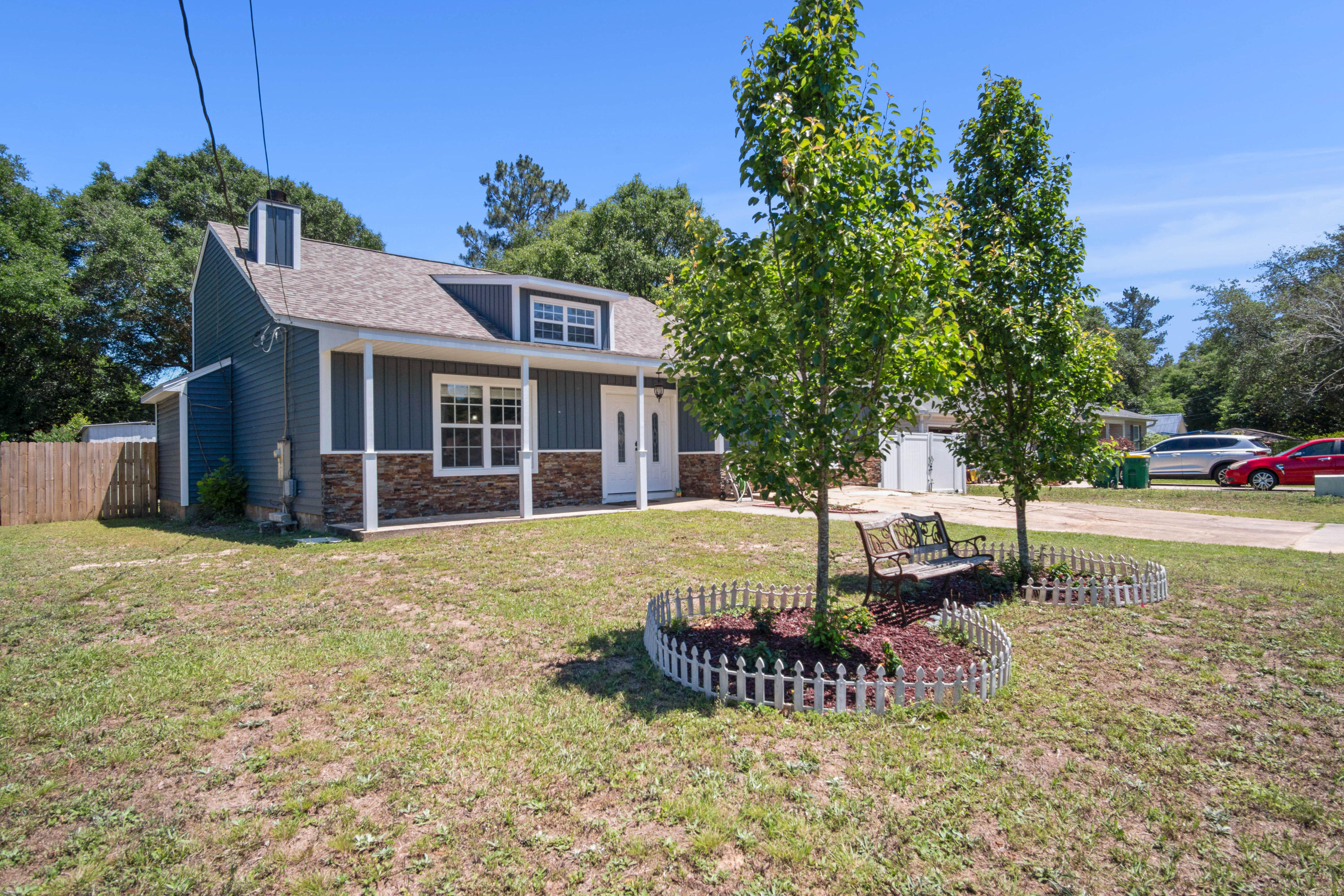 HILLTOP ACRES - Residential