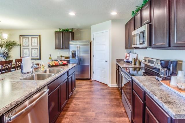 Redstone Commons - Residential