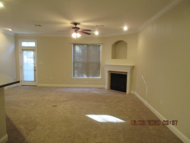 CROSS CREEK - Residential