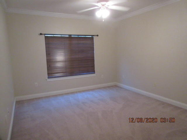 CROSS CREEK - Residential