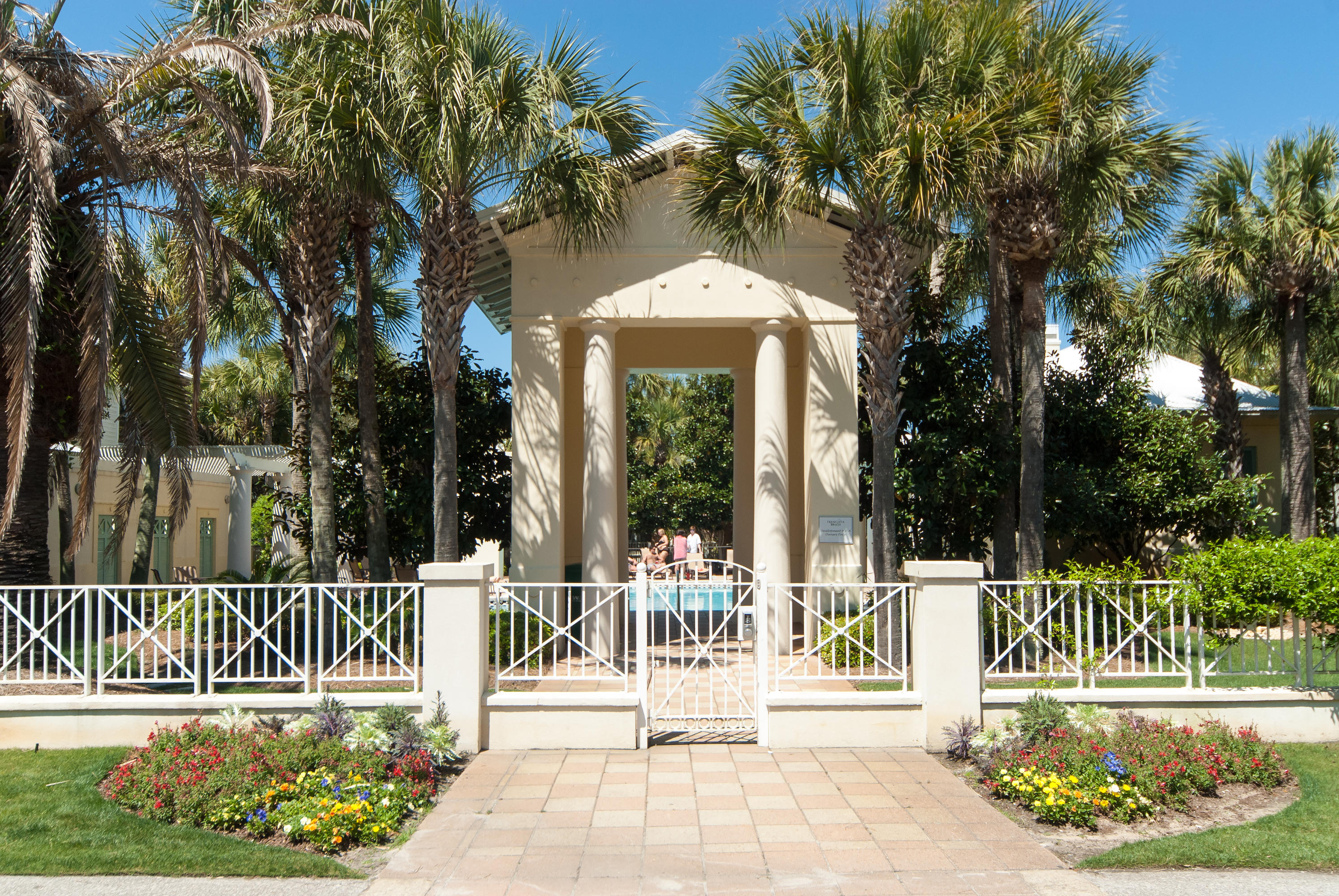 FRANGISTA BEACH - Residential