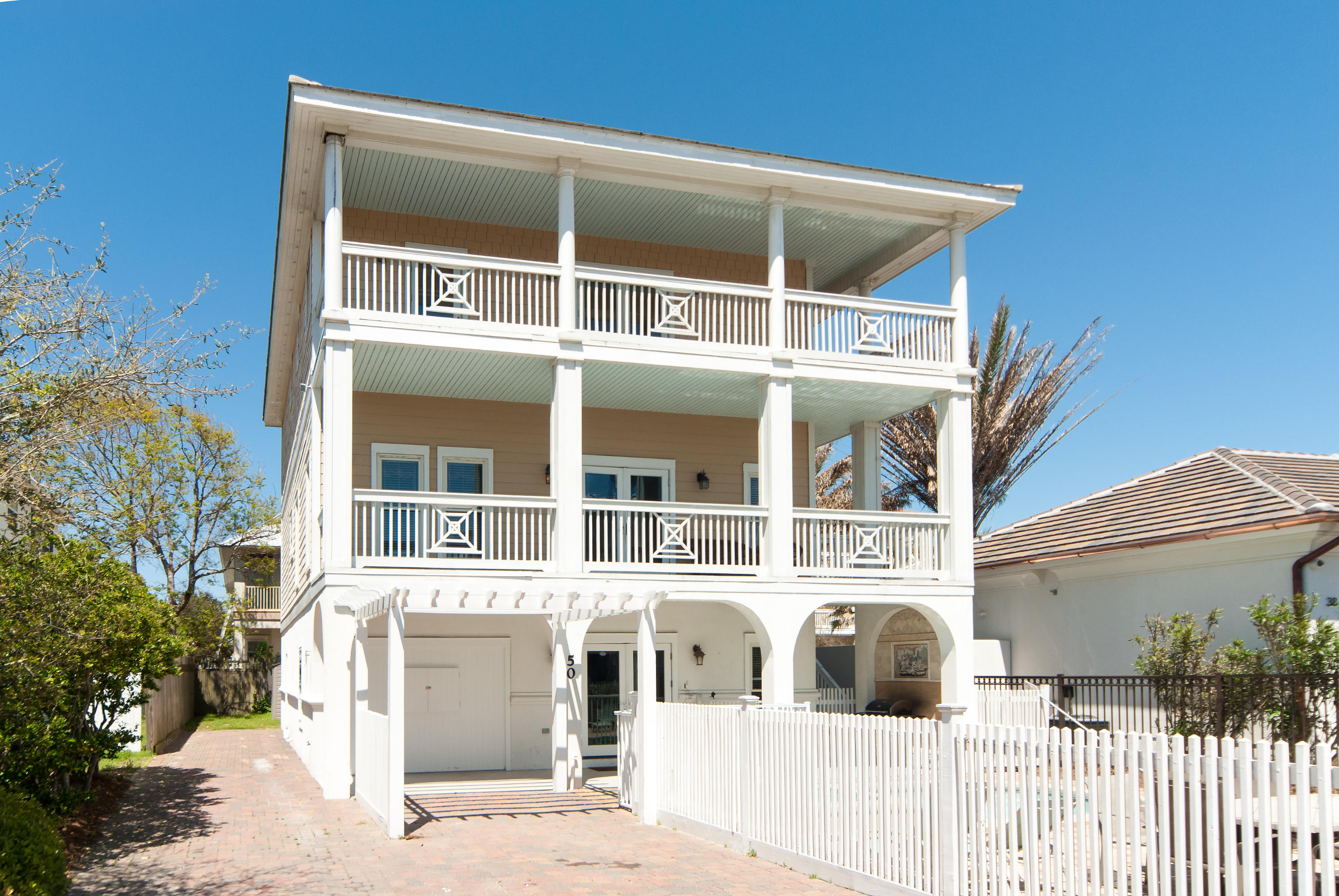FRANGISTA BEACH - Residential