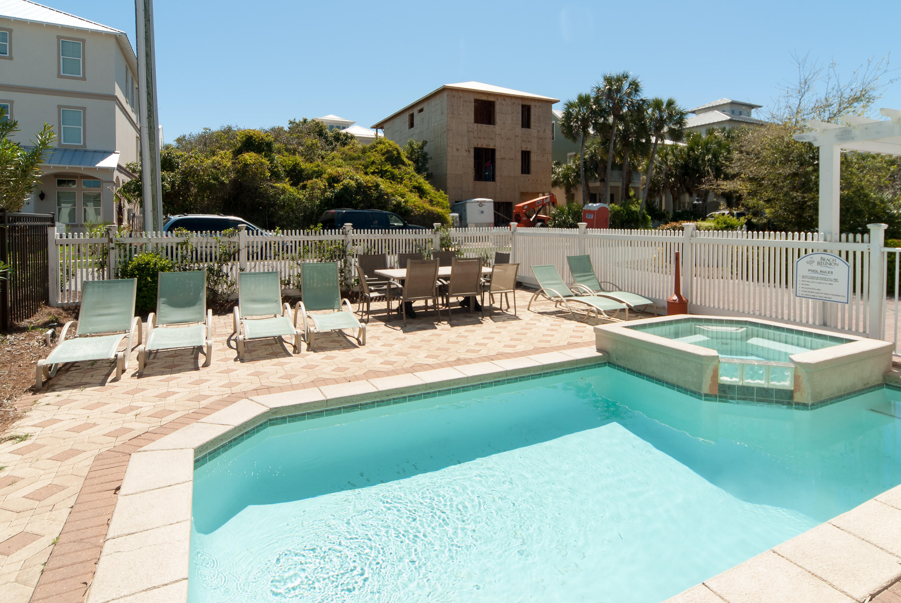 FRANGISTA BEACH - Residential