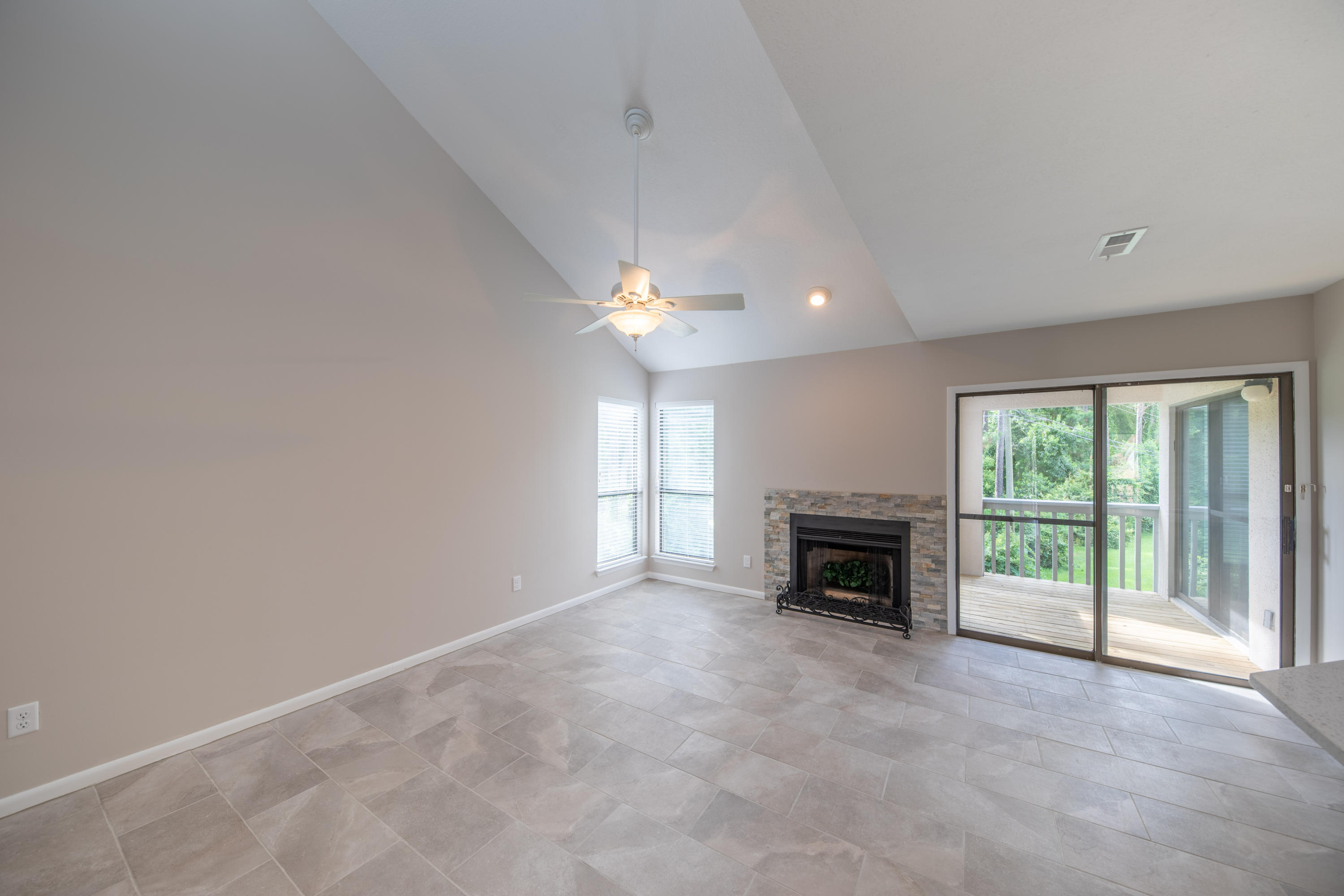 TOPS'L TENNIS VILLAGE - Residential