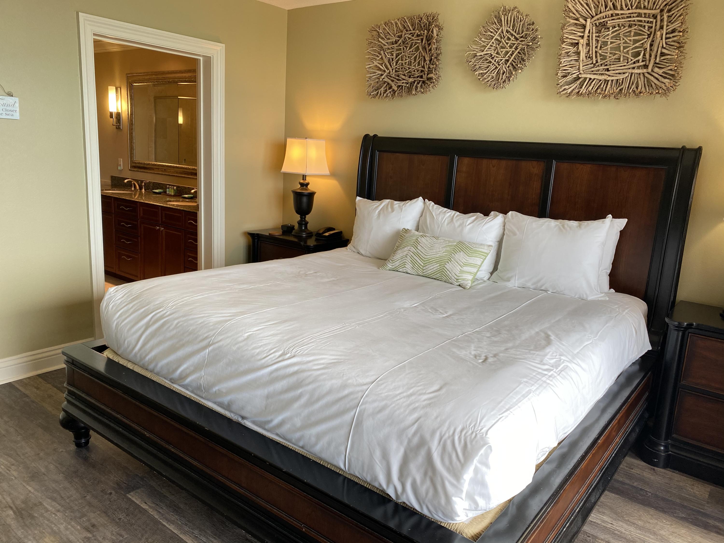 EMERALD GRANDE - Residential