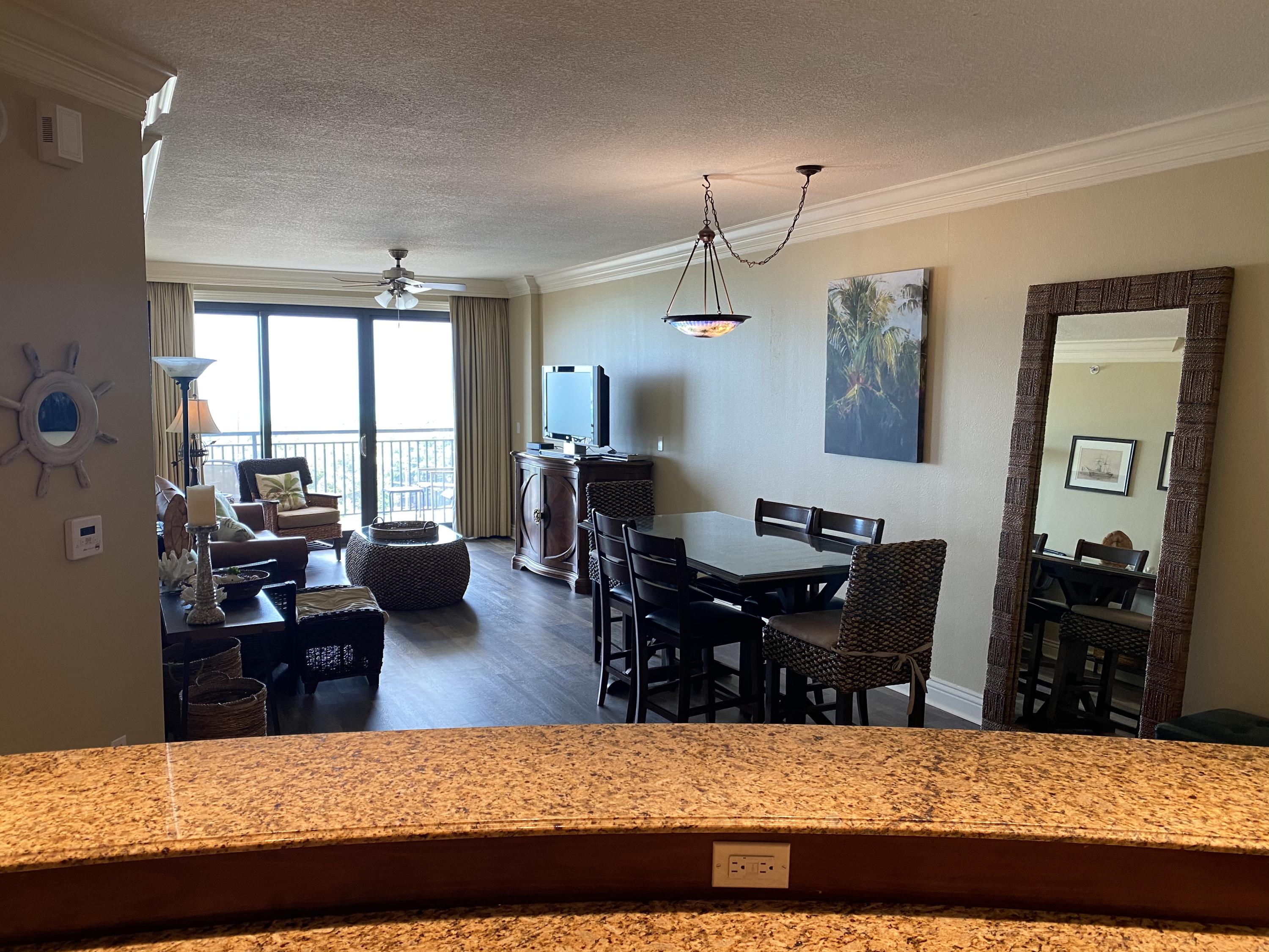 EMERALD GRANDE - Residential