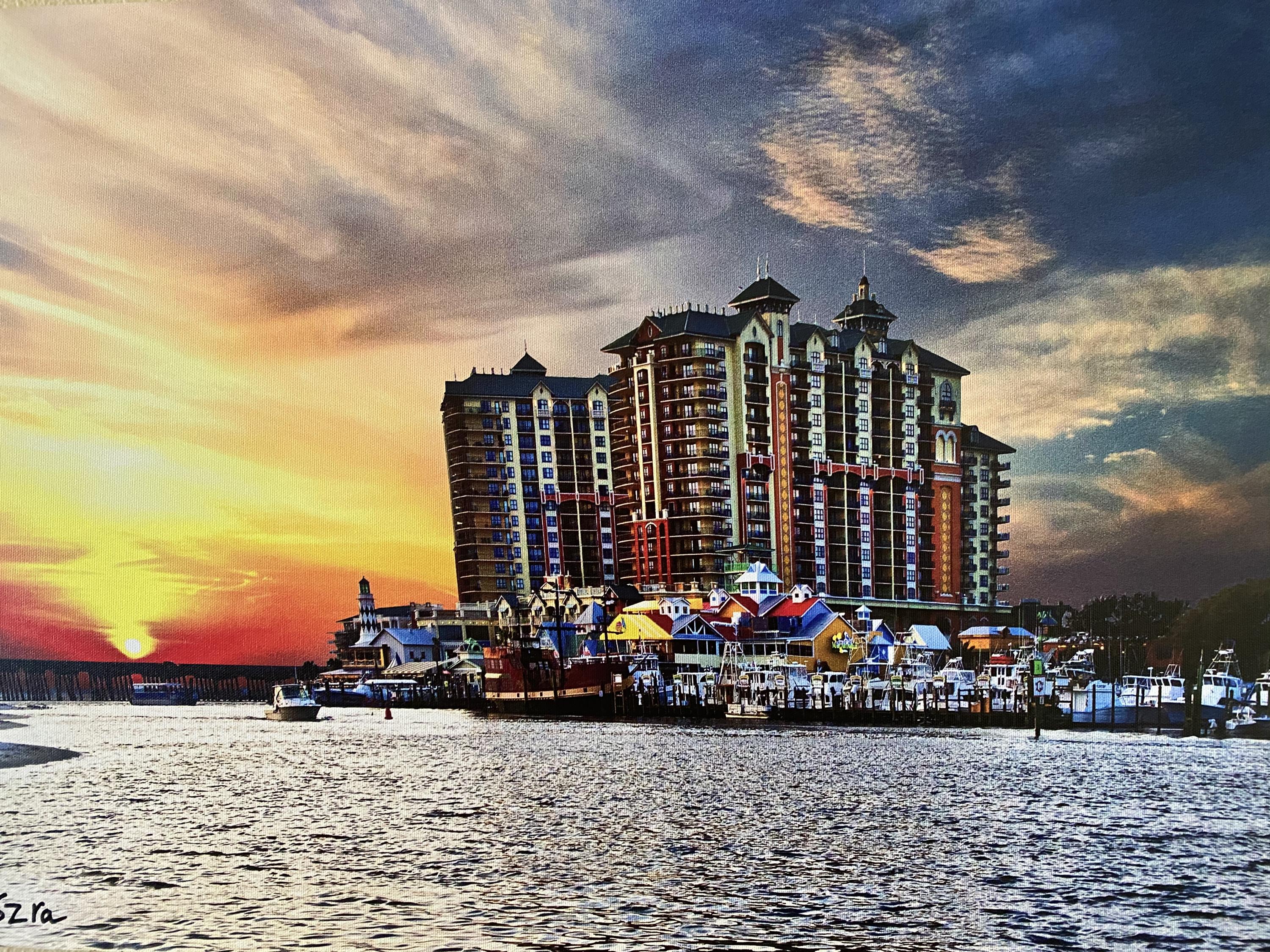 EMERALD GRANDE - Residential