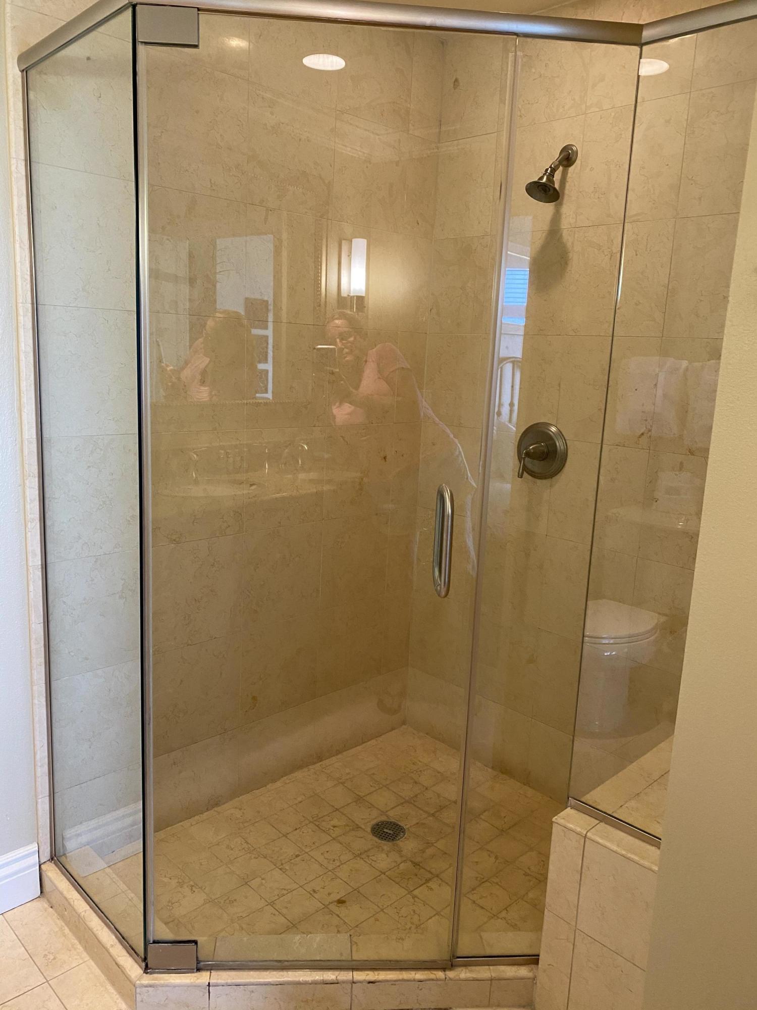 EMERALD GRANDE - Residential