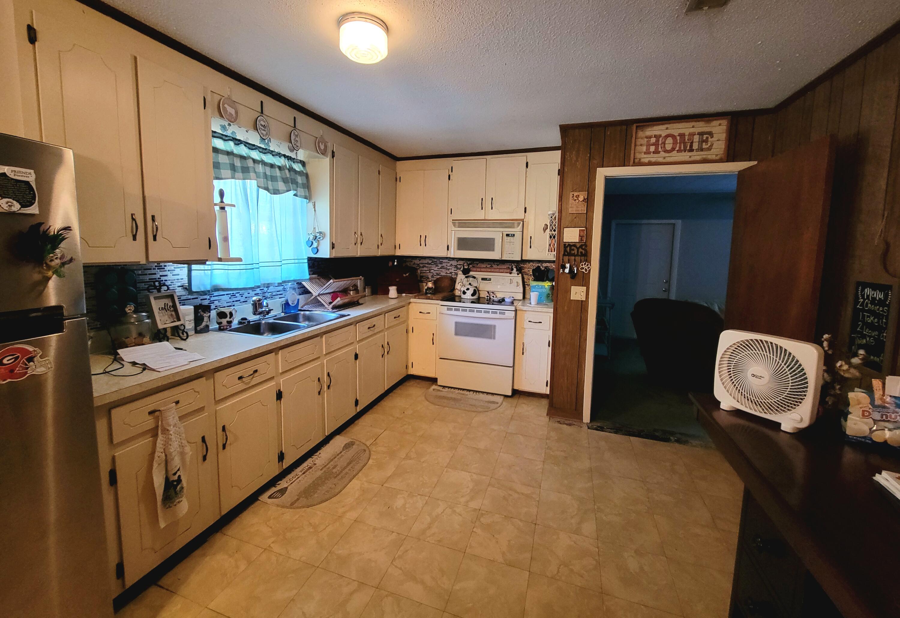 KAM AKERS - Residential