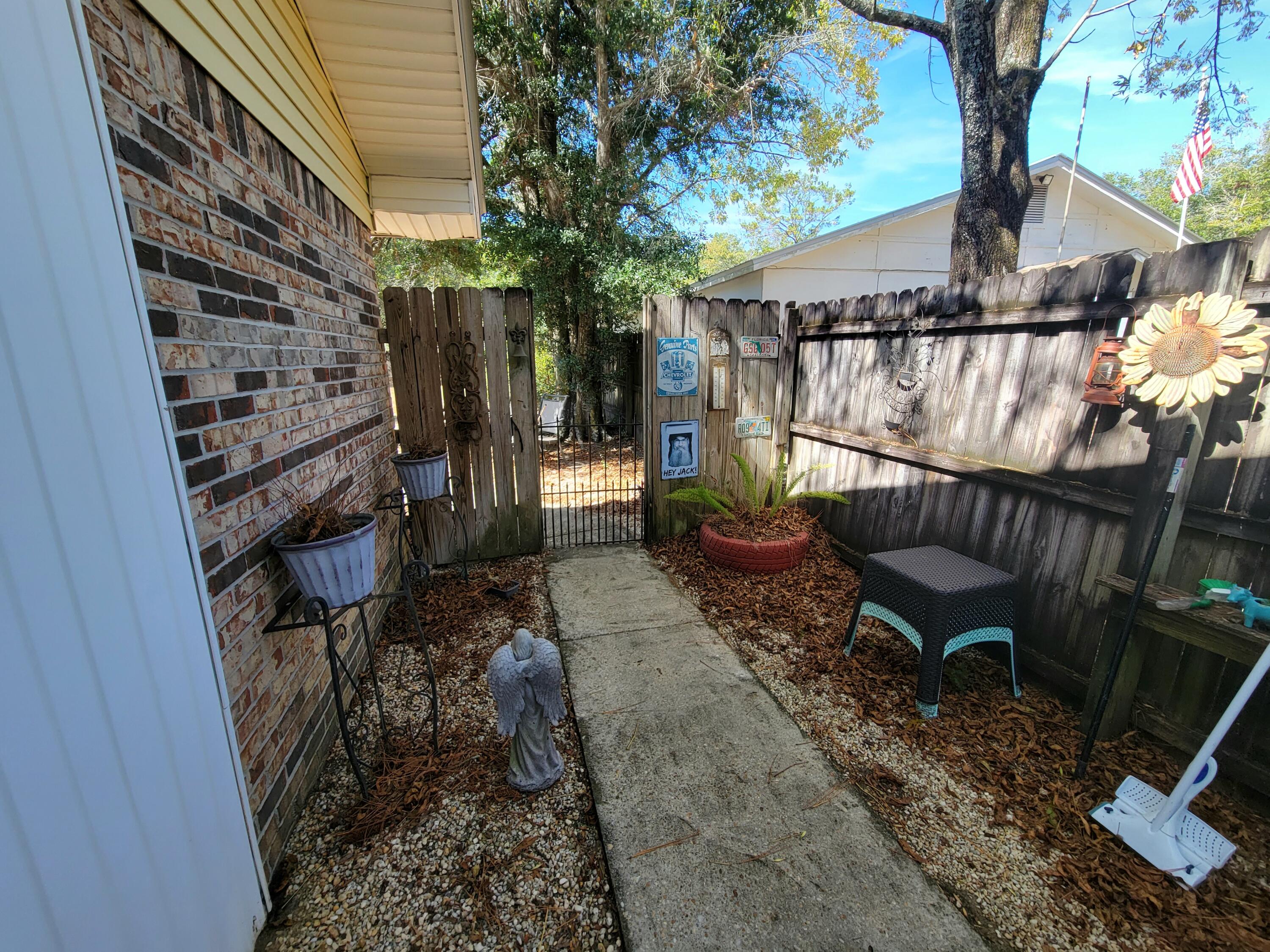 KAM AKERS - Residential