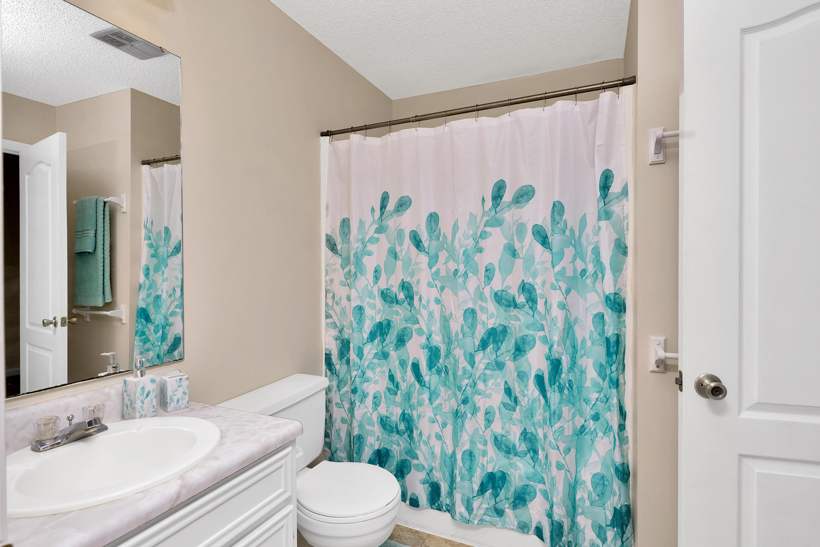 WOODHAM MANOR - Residential