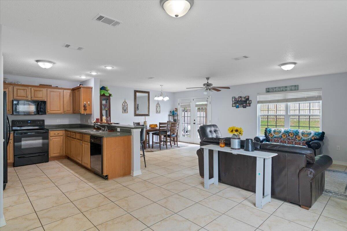 STILLWELL ESTATES - Residential