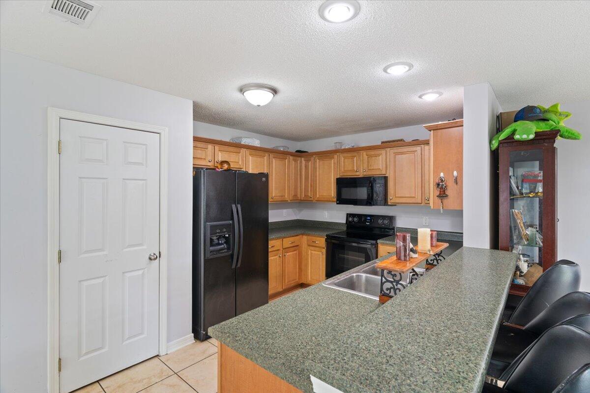 STILLWELL ESTATES - Residential