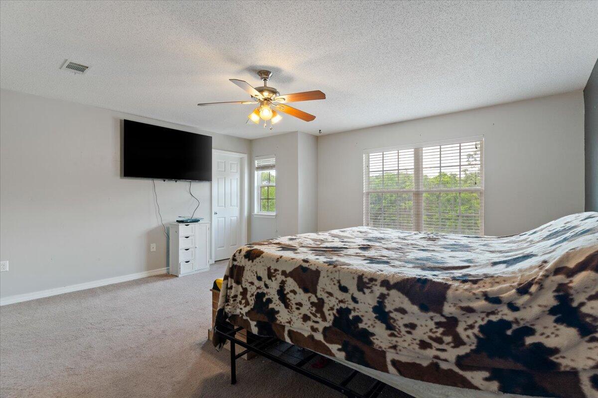 STILLWELL ESTATES - Residential