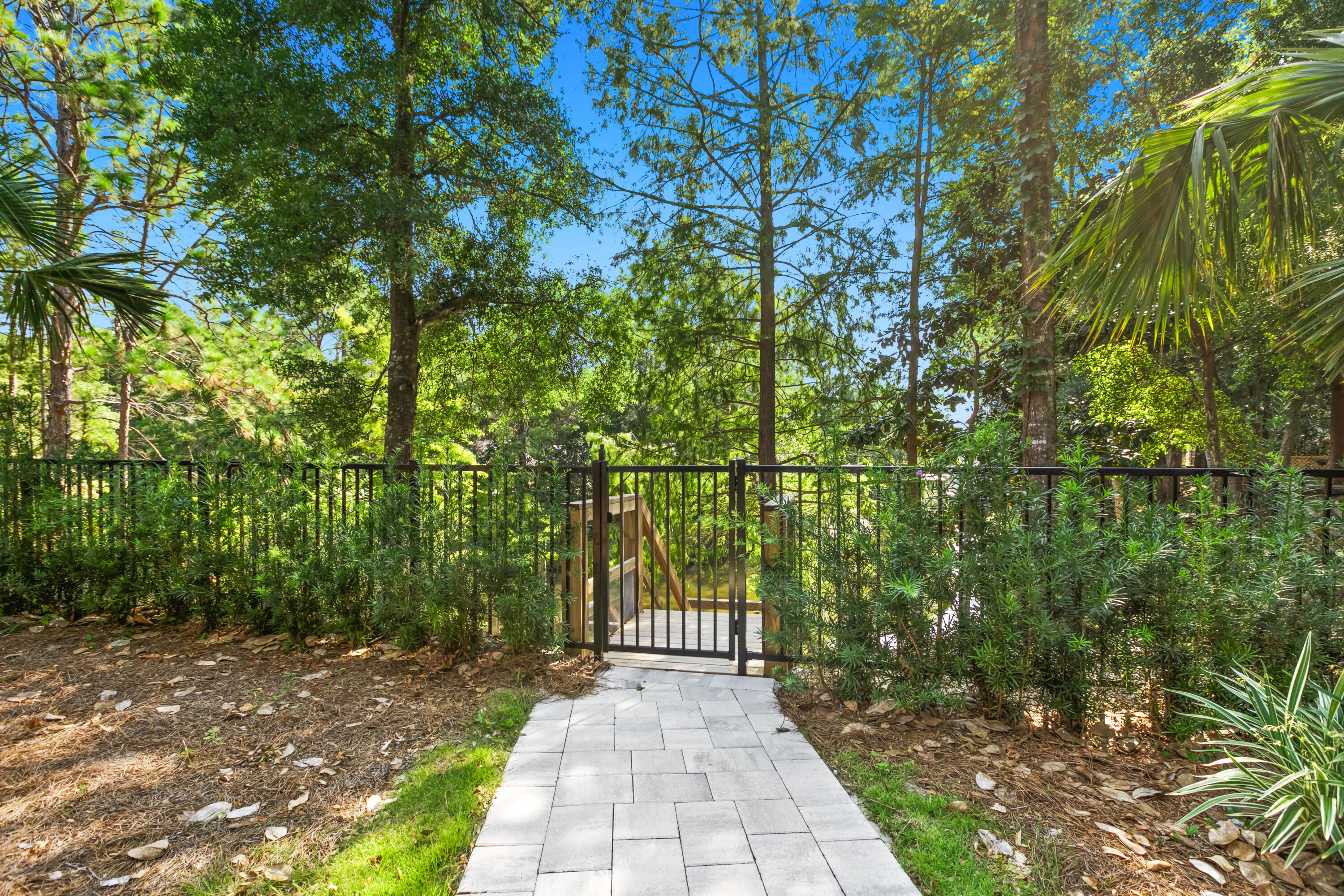 DAUGHETTES AMENDED - Residential