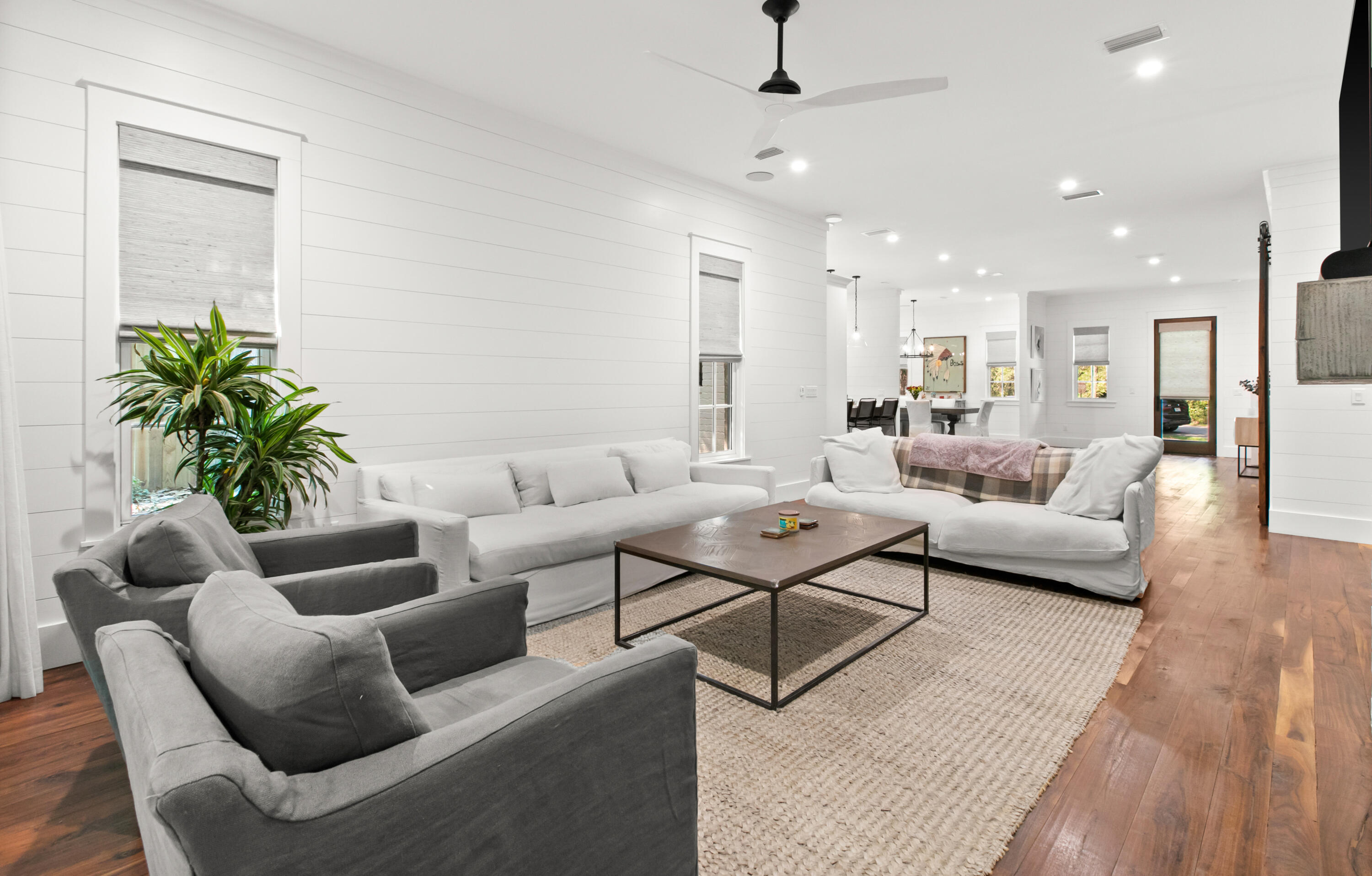 DAUGHETTES AMENDED - Residential